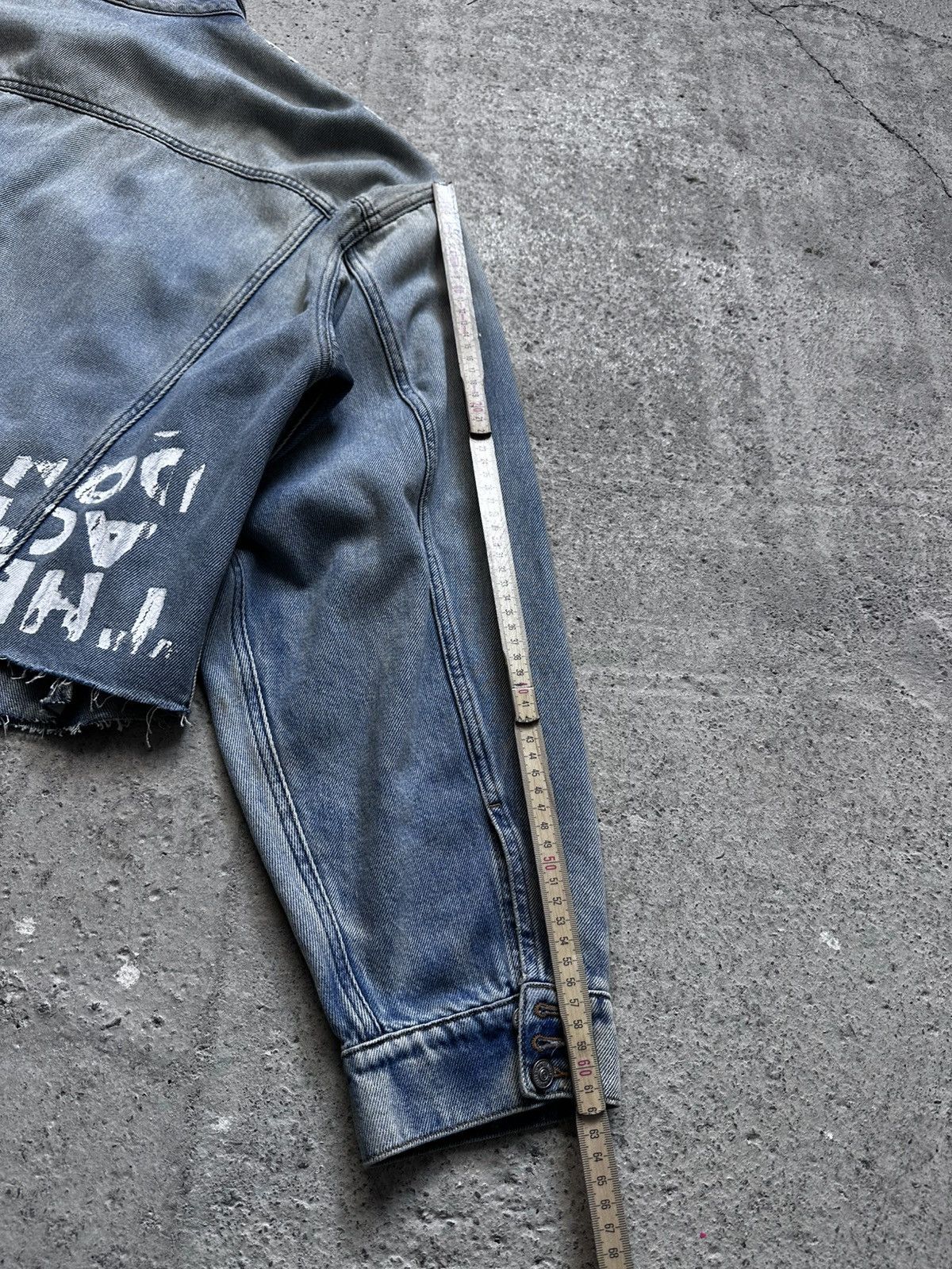 MM6 MM6 Maison Margiela Cropped Denim Jacket Graphic Print Size US M / EU 48-50 / 2 - 15 Thumbnail