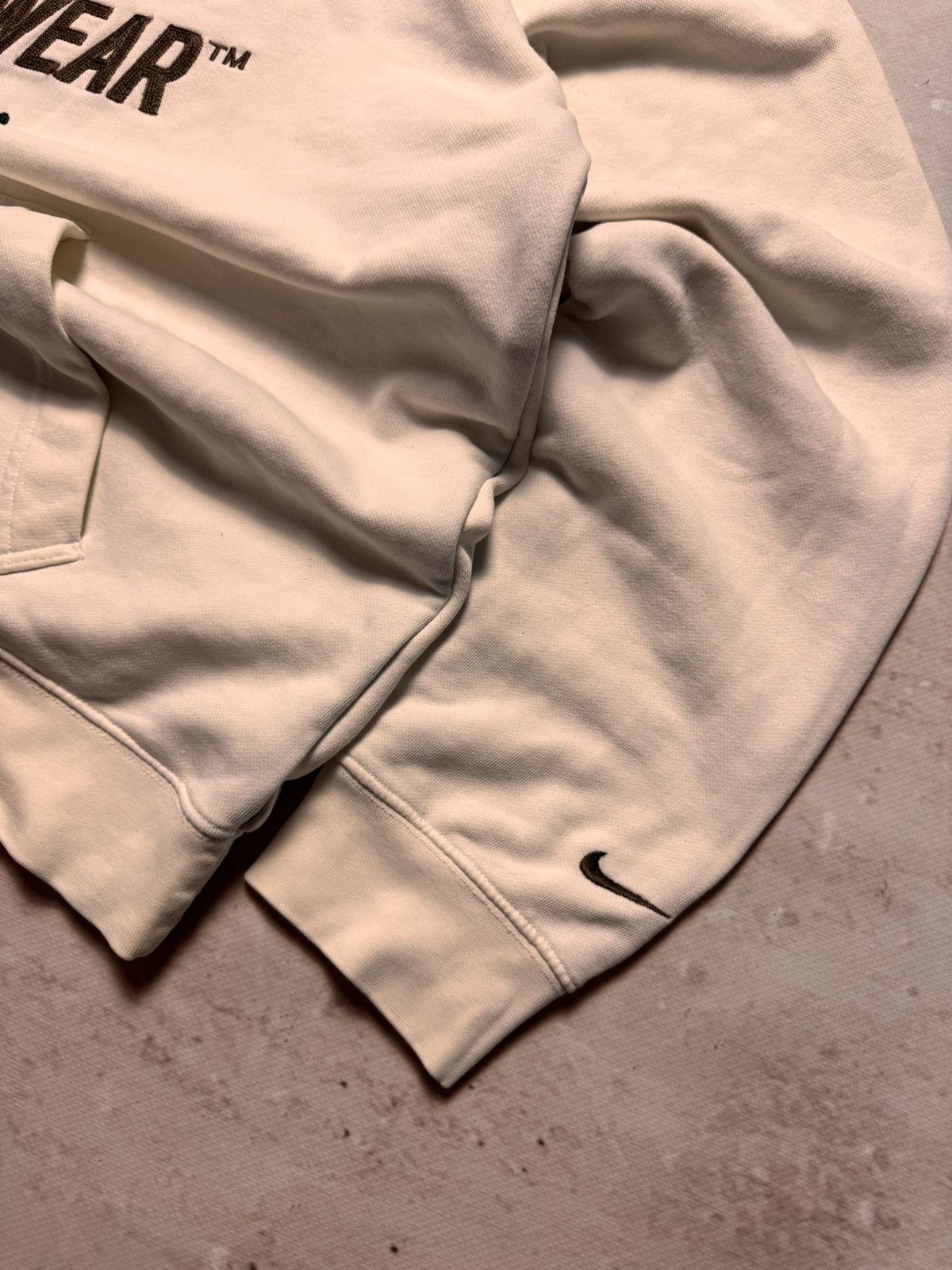 Nike × Vintage NIKE VINTAGE CENTER LOGO OVERSIZE BOXY HOODIE Size US XL / EU 56 / 4 - 4 Thumbnail