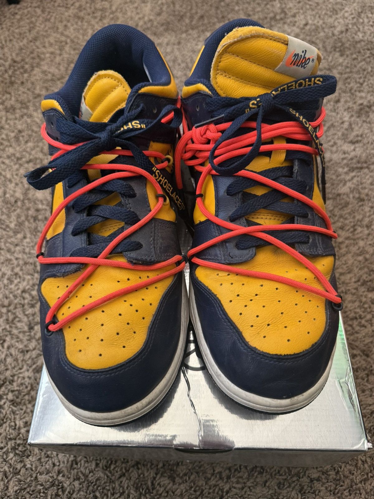 Nike × Off-White Off White x Nike University Gold Michigan Dunk Size US 13 / EU 46 - 6 Thumbnail