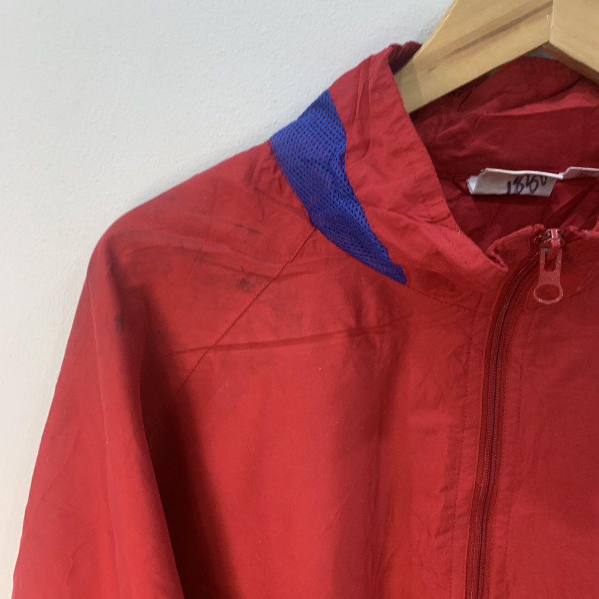Vintage Vintage Fresno State Bulldogs Men Windbreaker Jacket Size US XL / EU 56 / 4 - 4 Thumbnail