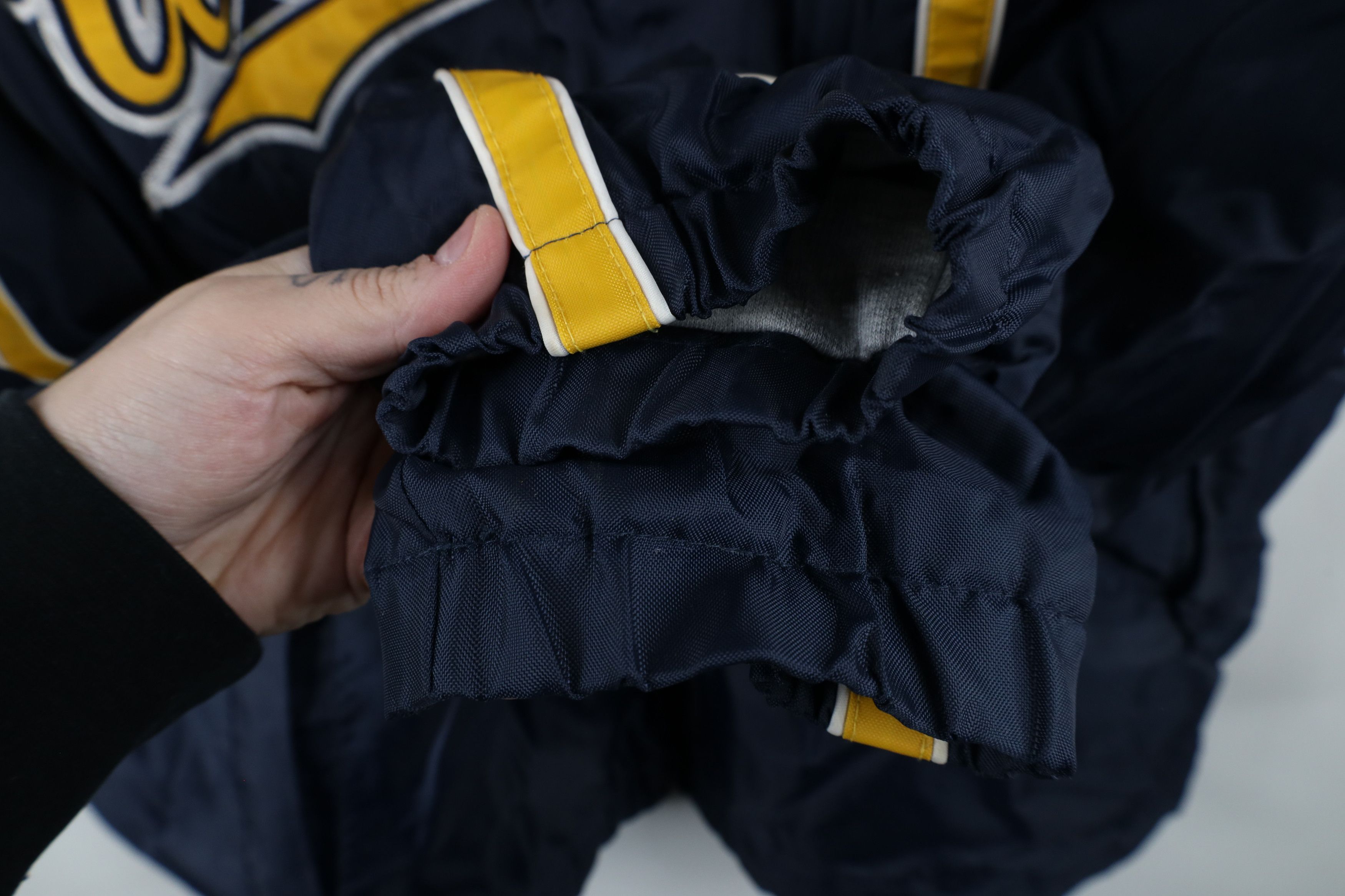 Vintage Vintage 90s Lined Virginia University Windbreaker Jacket Size US XL / EU 56 / 4 - 9 Thumbnail