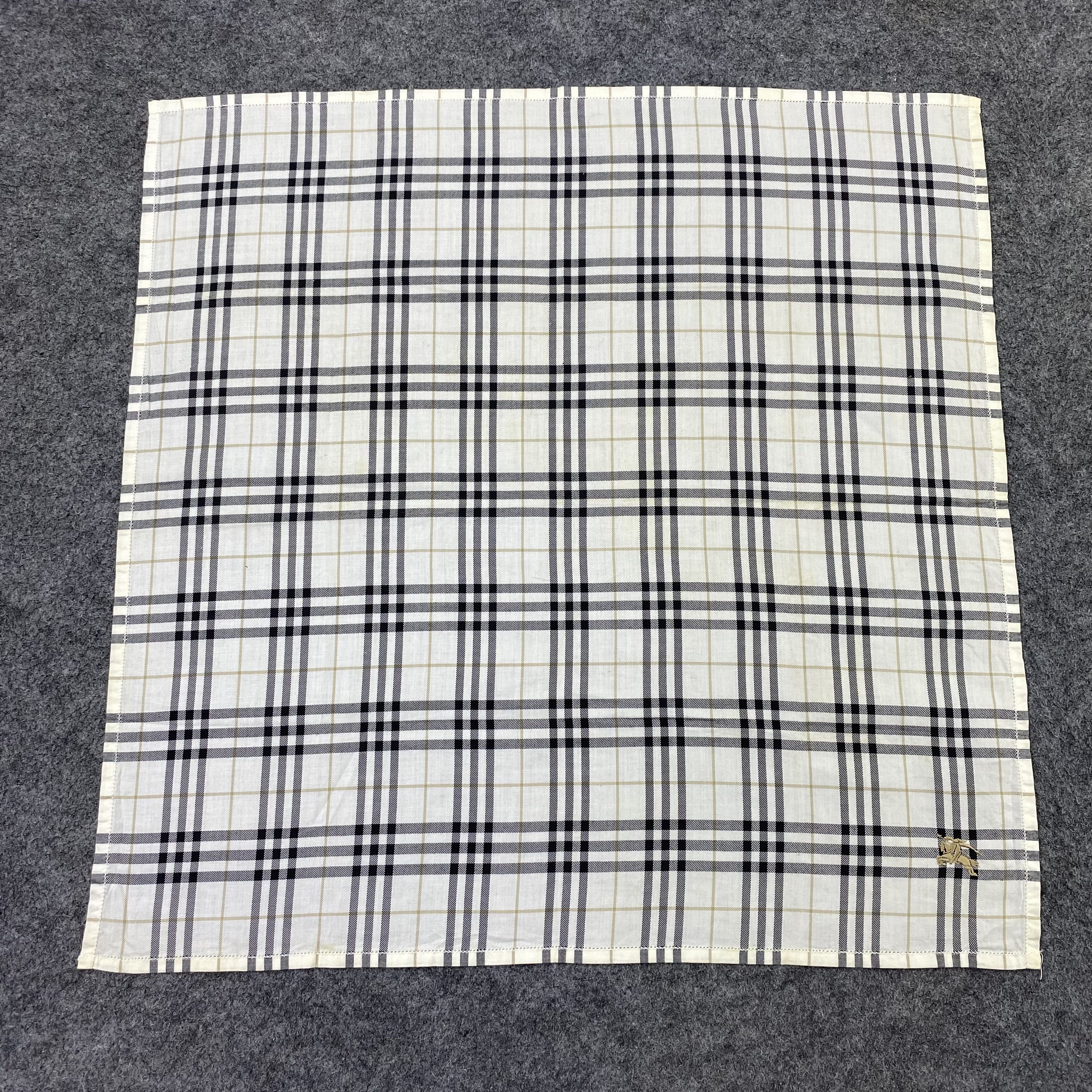 Burberry Burberry Handkerchief / Bandana / Neckerchief-B2345 Size ONE SIZE - 3 Thumbnail