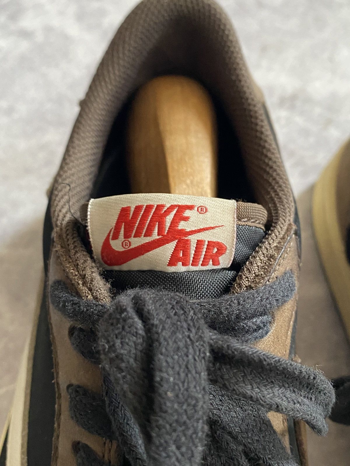 Nike × Travis Scott Nike Air Jordan 1 Low x Travis Scott “Mocha” shoes US9.5 Size US 9.5 / EU 42-43 - 5 Thumbnail