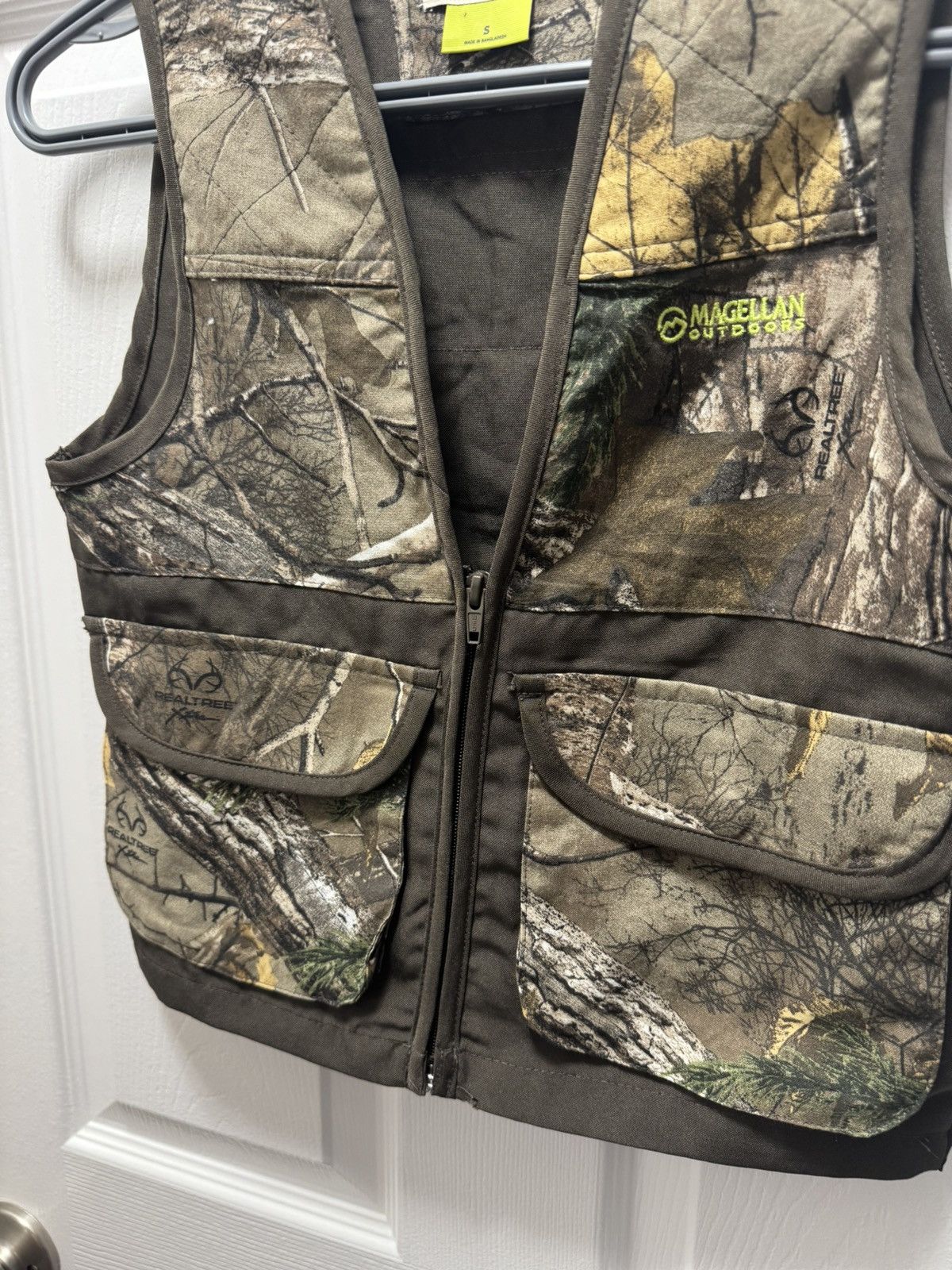 Hunter × Realtree RealTree Real Tree Camo Hunting Vest Megellan Streetwear S Size US S / EU 44-46 / 1 - 2 Thumbnail