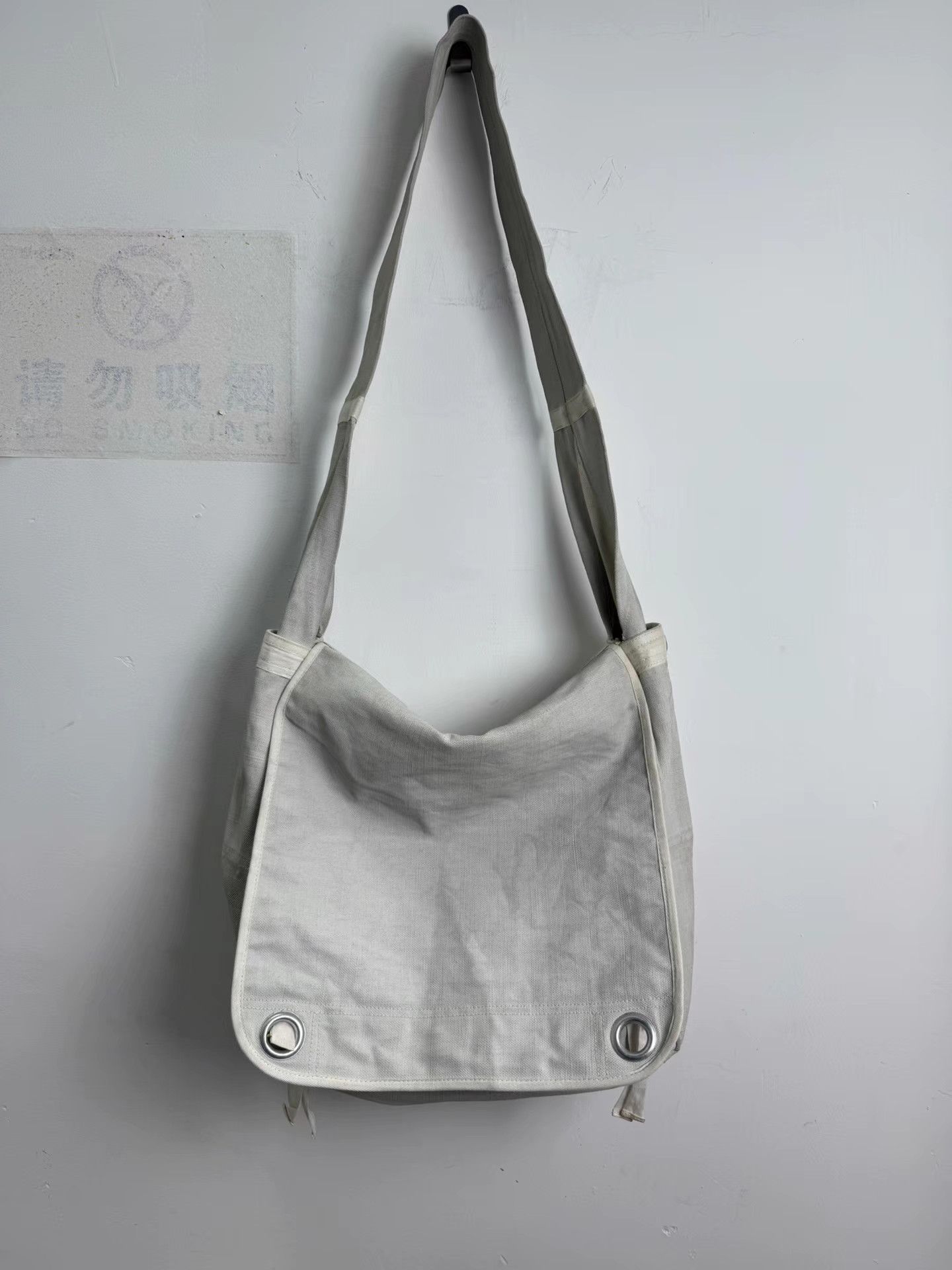 Dries Van Noten Dries van noten 90S Waxed Denim Messenger Bag K20 Size ONE SIZE - 1 Thumbnail