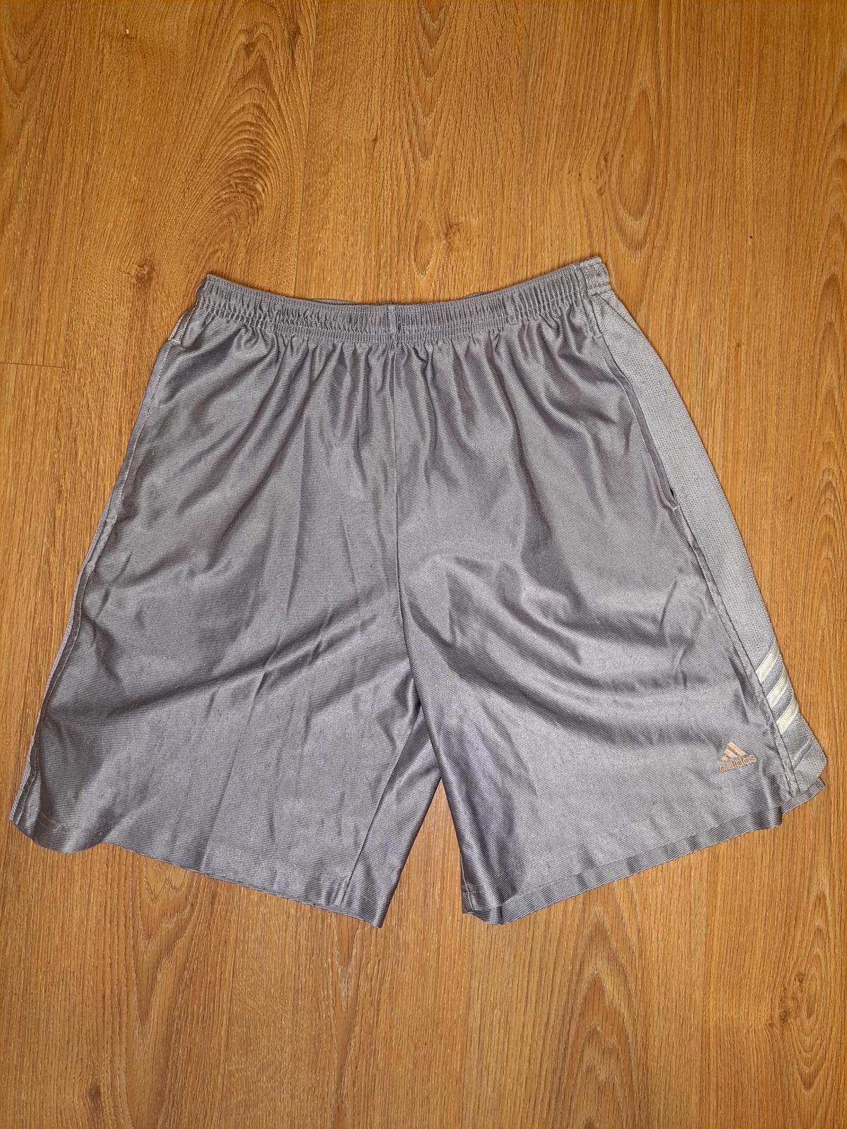 Adidas VINTAGE Adidas Athletic Shorts Mens Large Gray Size US 34 / EU 50 - 1 Thumbnail