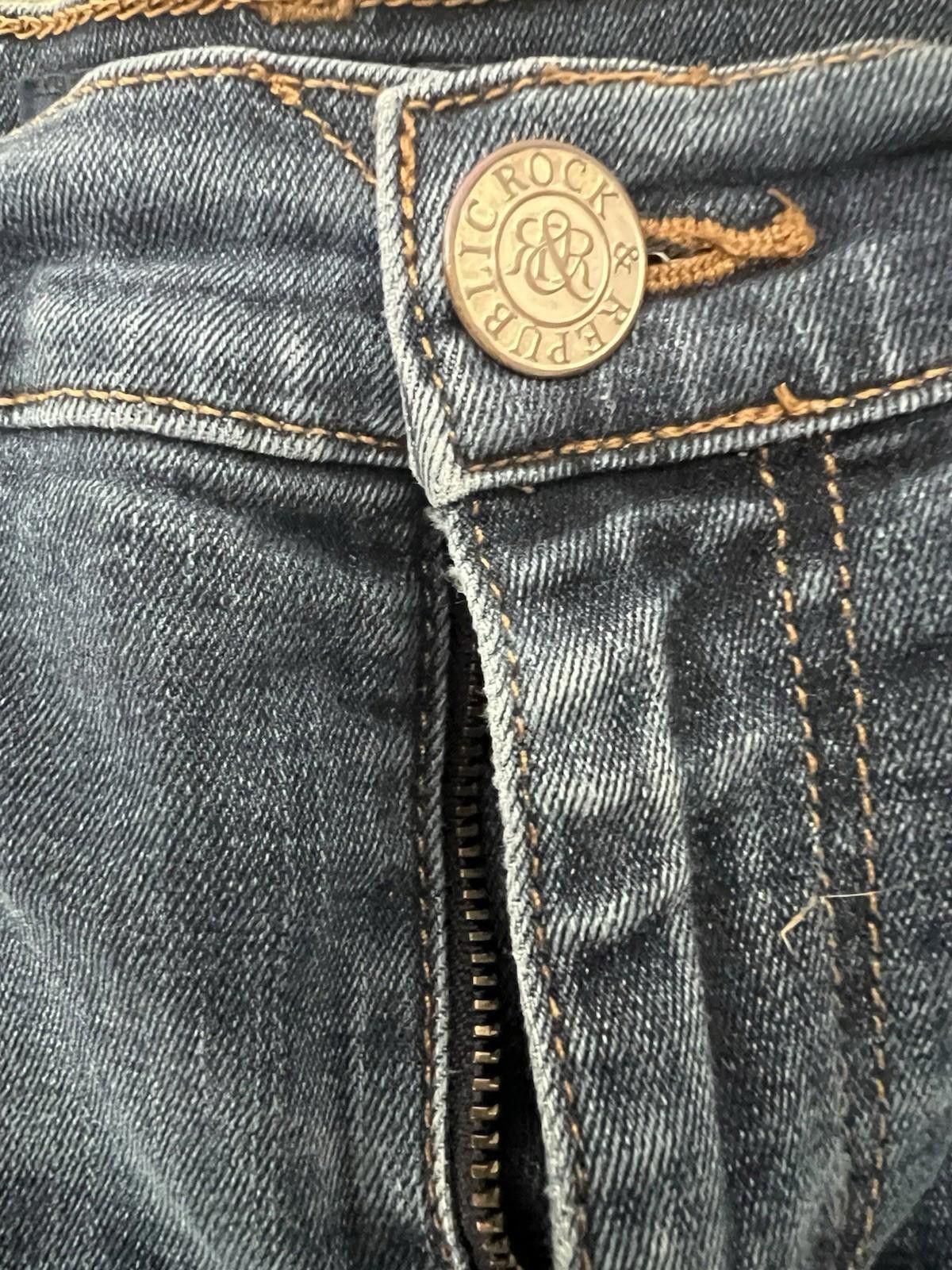 Rock & Republic Rock & Republic Shorts Size 12 Blue Denim Cutoff Stretch Size 34" / US 12 / IT 48 - 5 Thumbnail