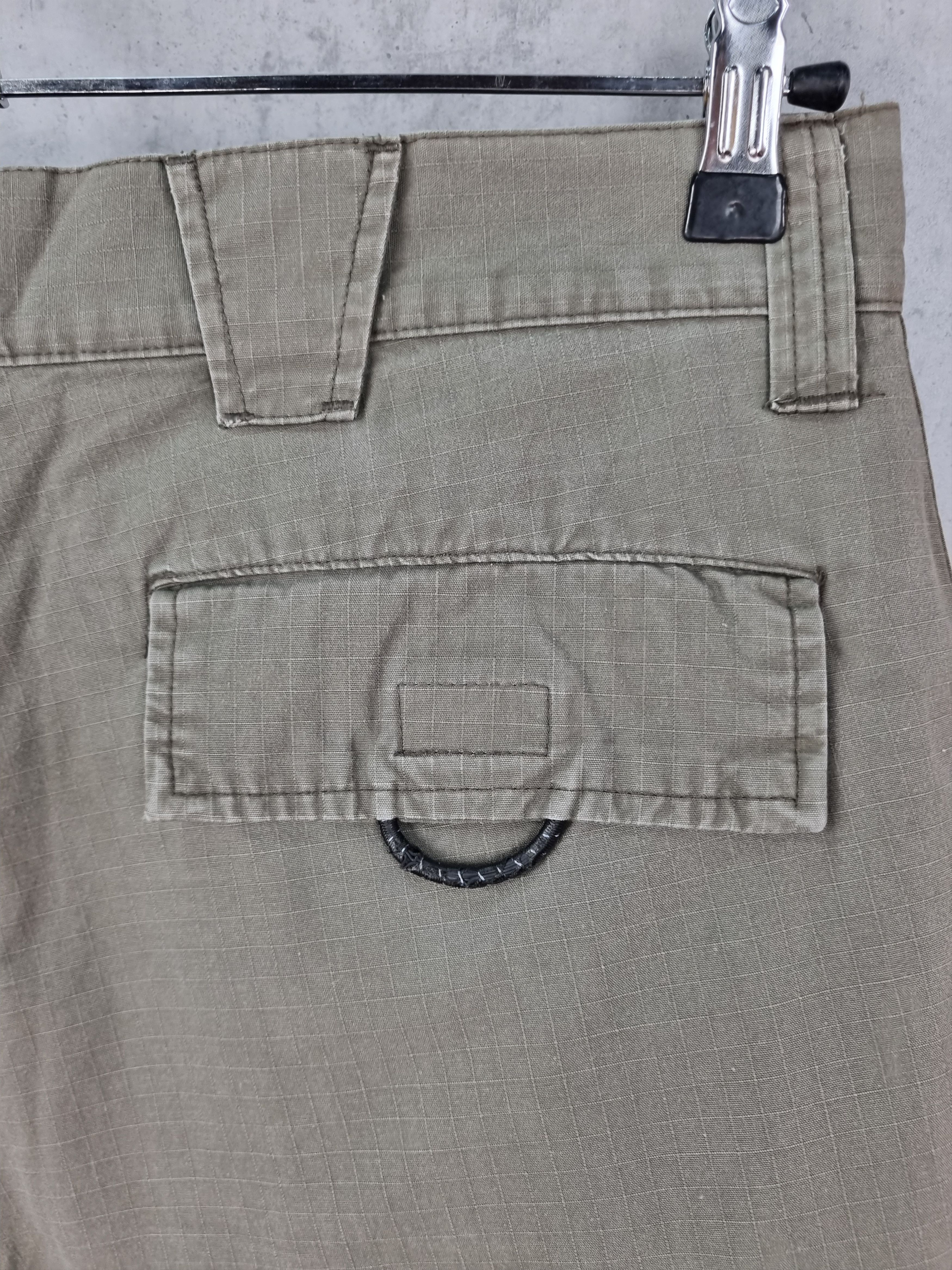 Nike × Nike ACG × Vintage Nike ACG Cargo Military Style Kaki Shorts Size US 31 - 15 Thumbnail