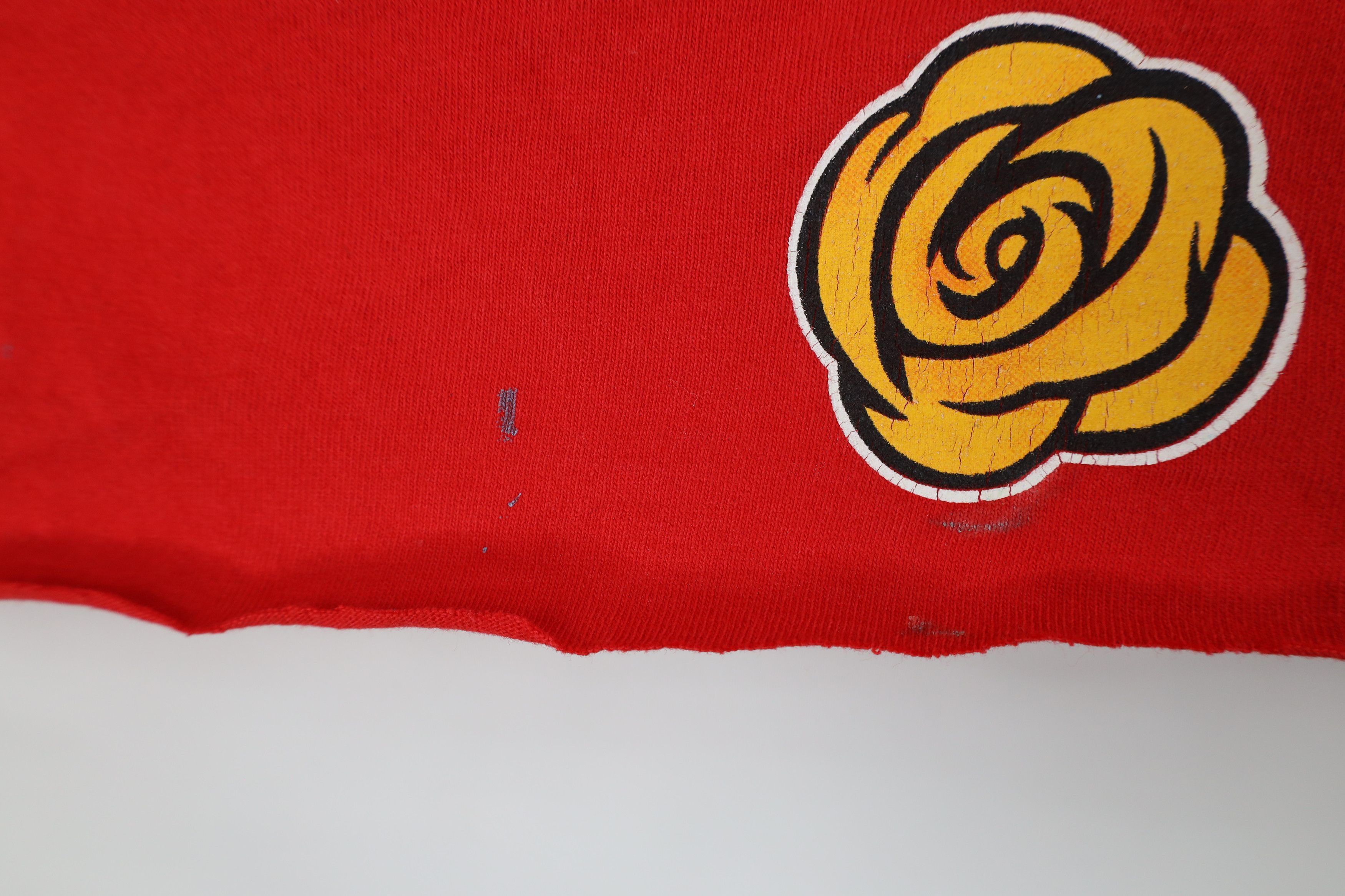 Disney × Vintage Vintage 90s Disney Mickey Minnie Mouse T-Shirt USA Red Size ONE SIZE - 8 Thumbnail