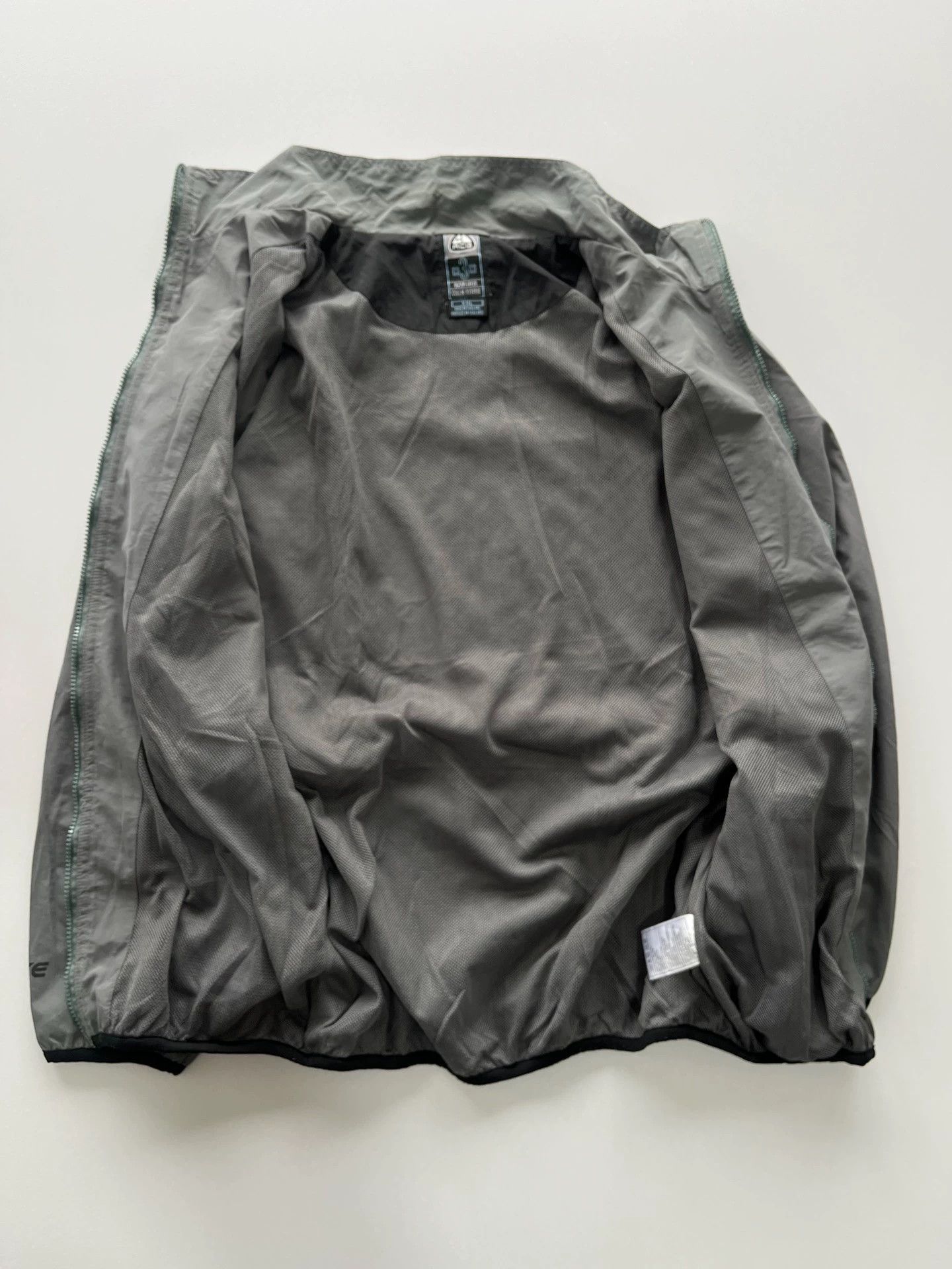 Nike Nike ACG Archive Jacket 00s XXL Size US XXL / EU 58 / 5 - 2 Thumbnail