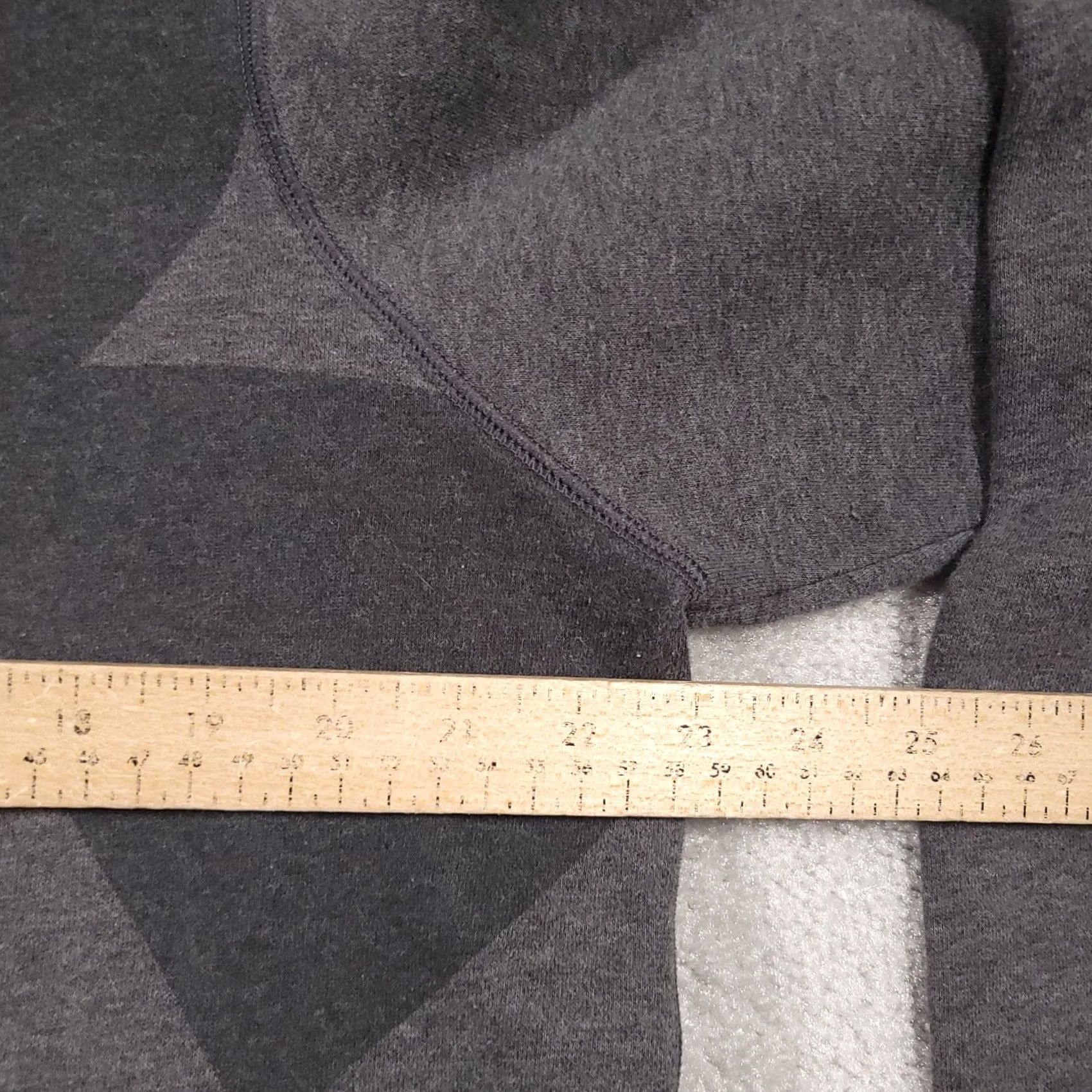 Under Armour Under Armour Hoodie Womens XL Gray Logo Pullover Semi-fitted All Seasons Gear Sweatshirt Casual Activewear Mens Womens Girls Size XL / US 12-14 / IT 48-50 - 7 Thumbnail