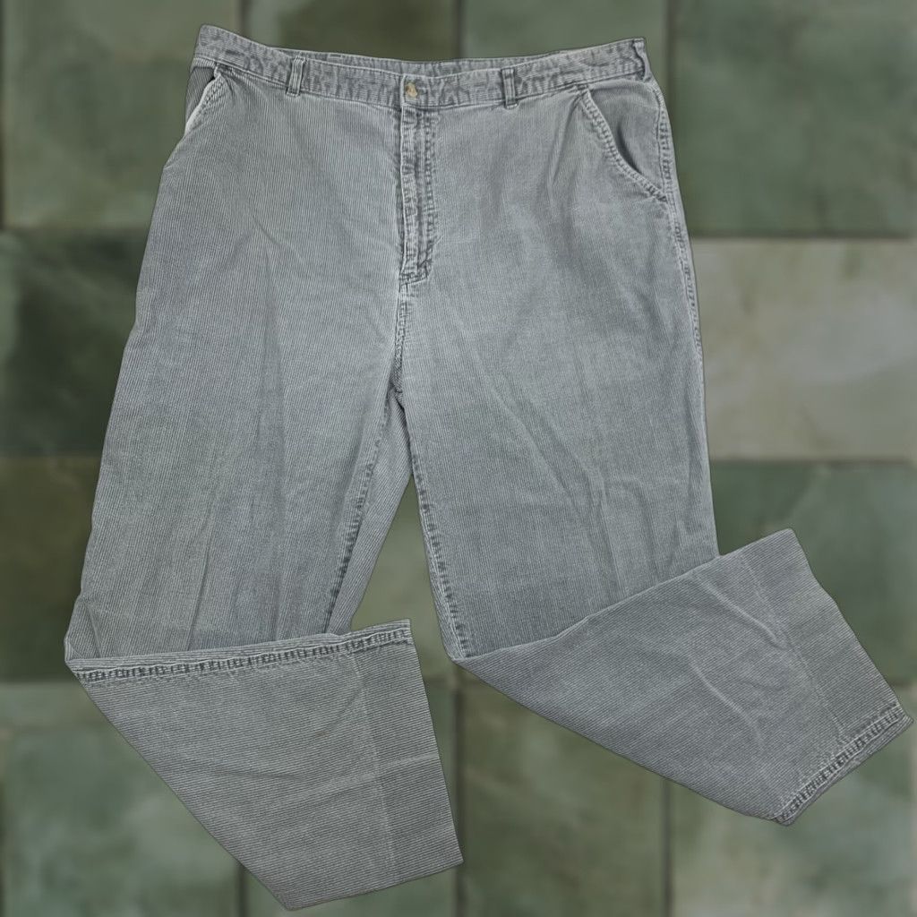 Vintage VINTAGE Woolrich Pants Corduroy Adult 38x27 Gray Outdoor 90s Size US 38 / EU 54 - 1 Thumbnail
