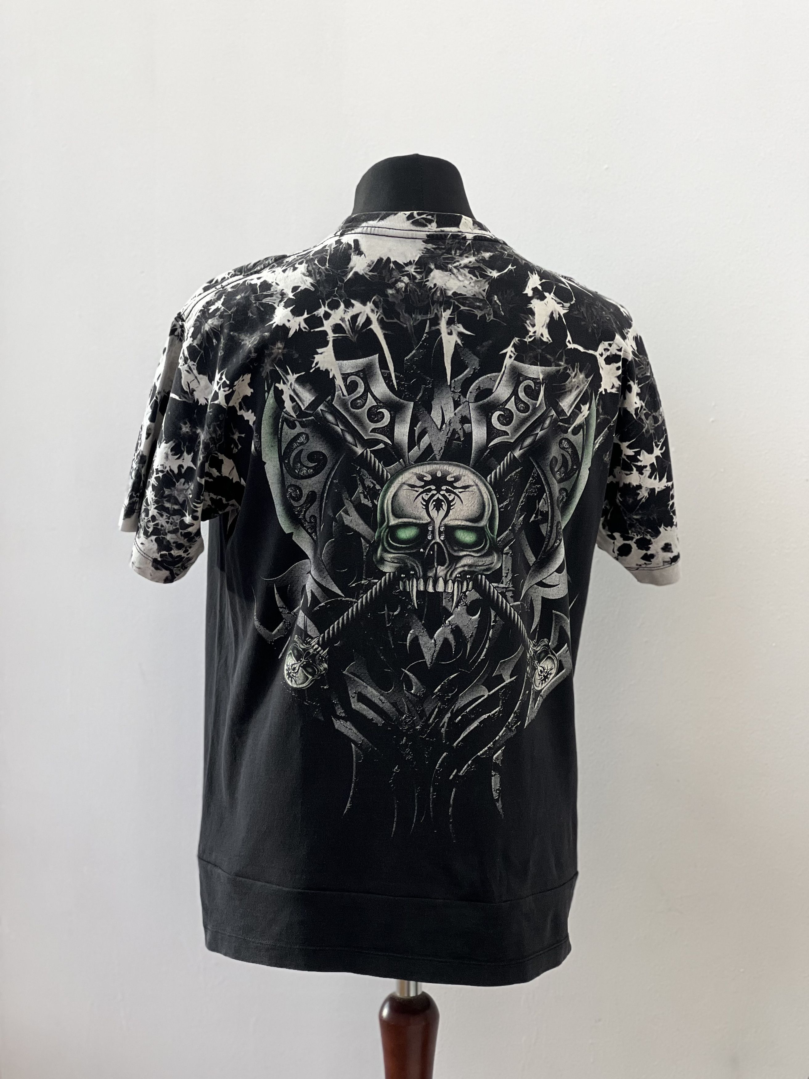 Other SURVIVORS vintage t-shirt Size US L / EU 52-54 / 3 - 4 Thumbnail