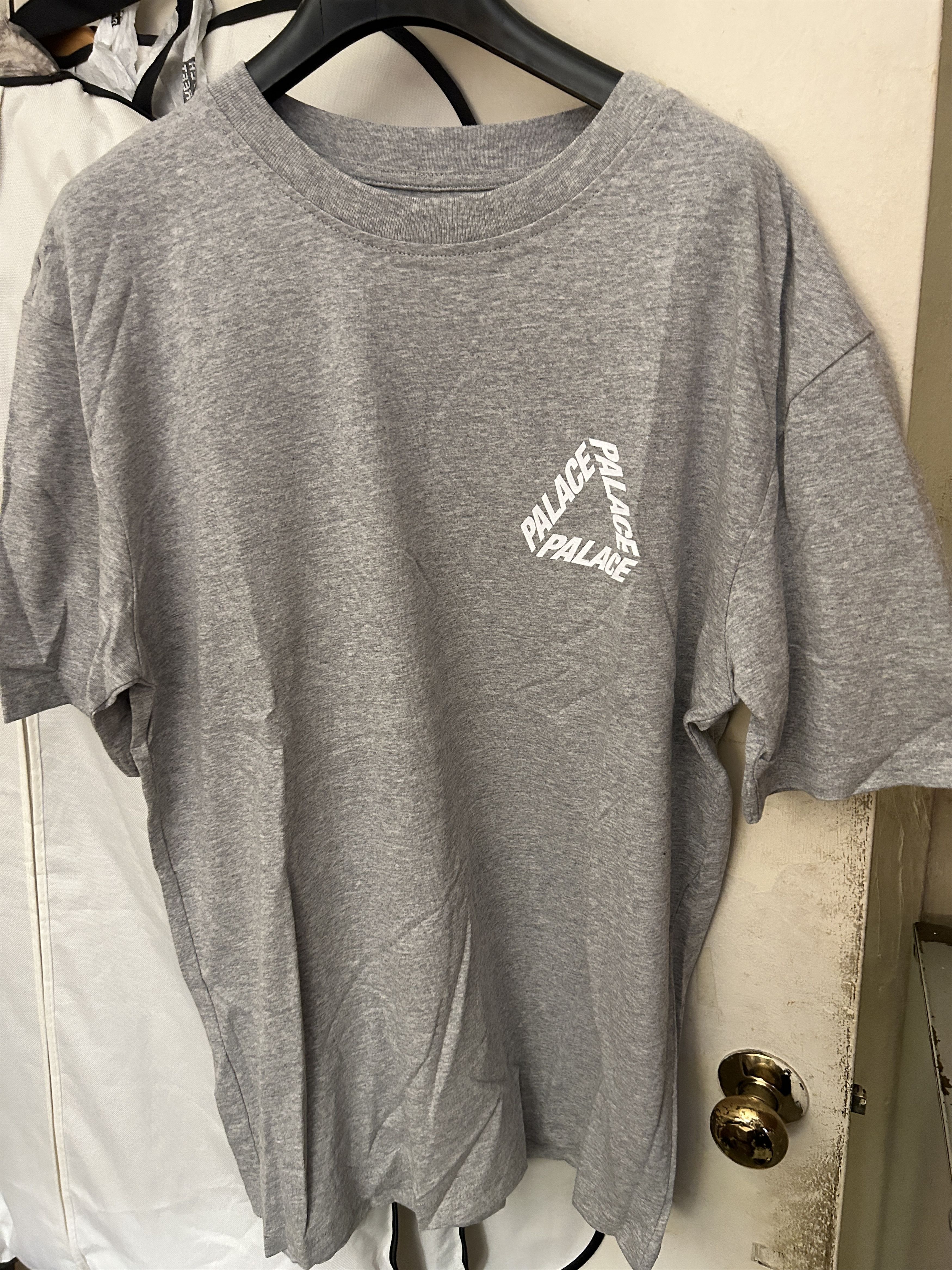 Palace Palace P-3 Font Tri-Ferg T-shirt GREY Tee Flocka S/S 16 Size US XL / EU 56 / 4 - 2 Thumbnail