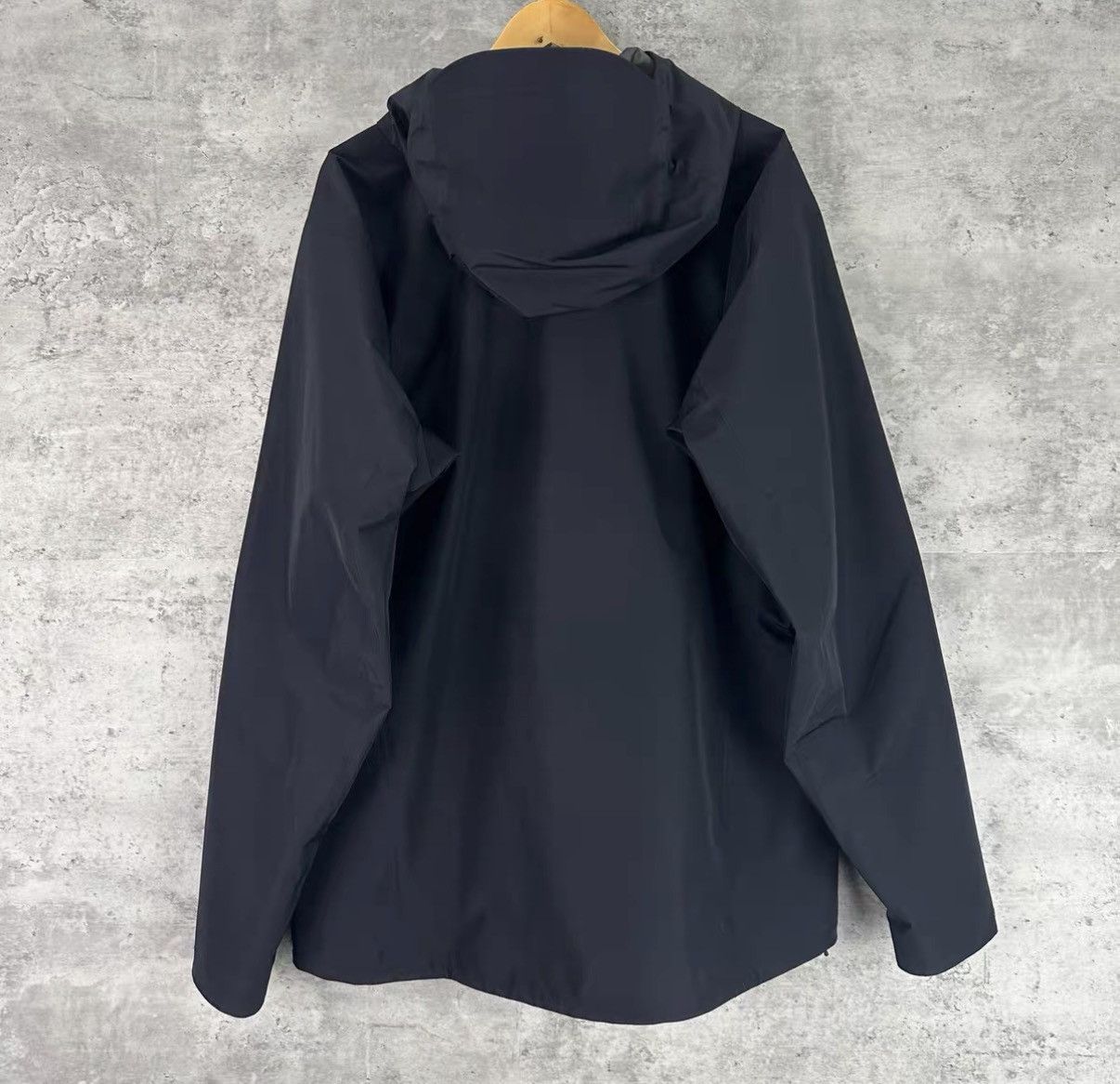 Arc'teryx Arc'teryx BETA LT JACKET Hard Shell Jacket J42 Size US XL / EU 56 / 4 - 2 Thumbnail