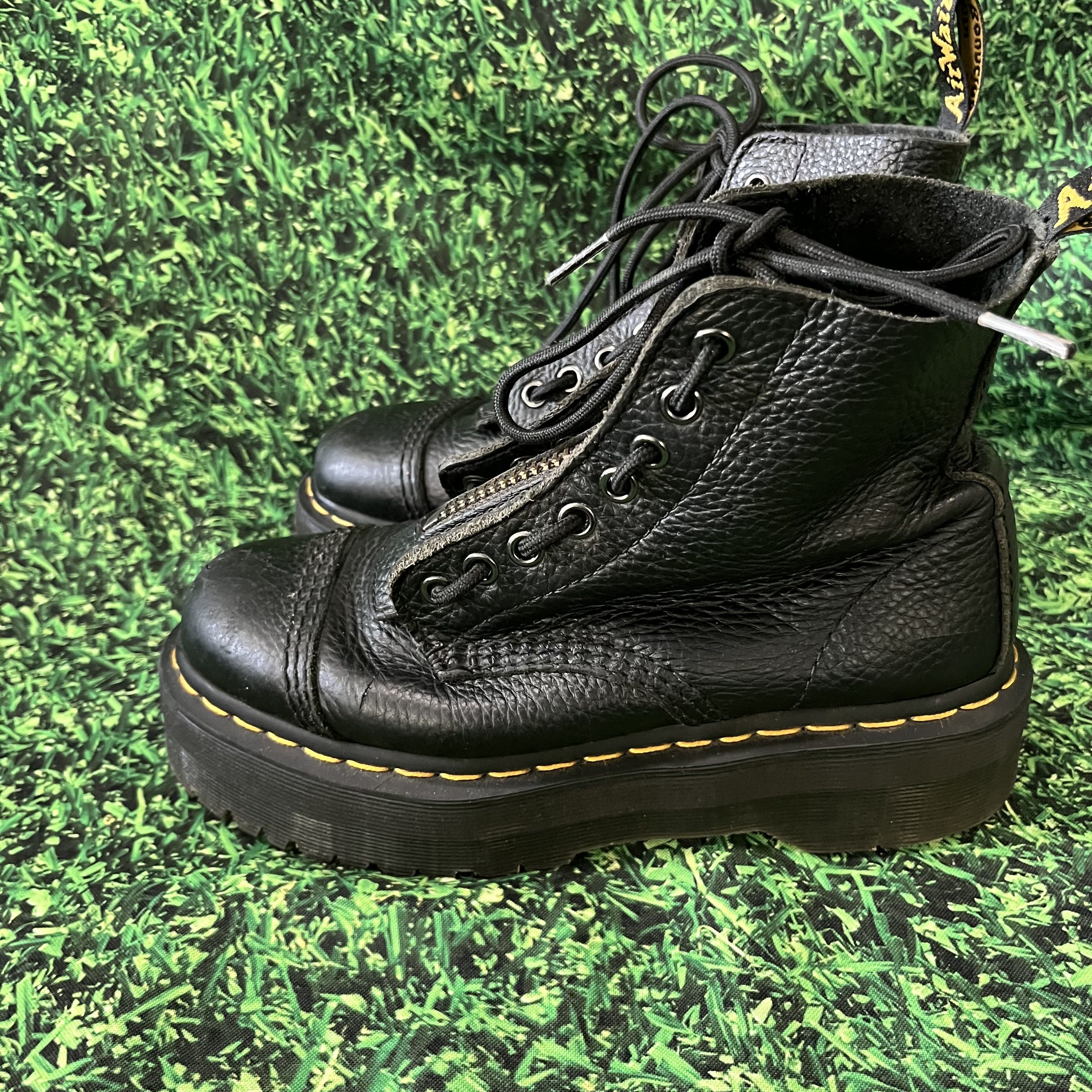 Dr. Martens DR MARTENS SINCLAIR MILLED NAPPA LEATHER boots Size US 7 / IT 37 - 1 Thumbnail