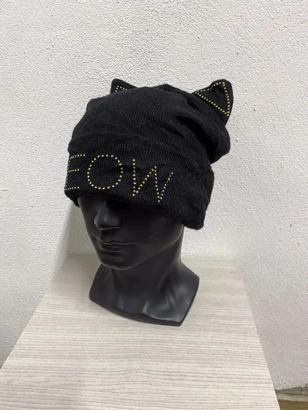 H&M H&M Meow SpellOut Bunny Horn Beanie Hat Size ONE SIZE - 4 Thumbnail