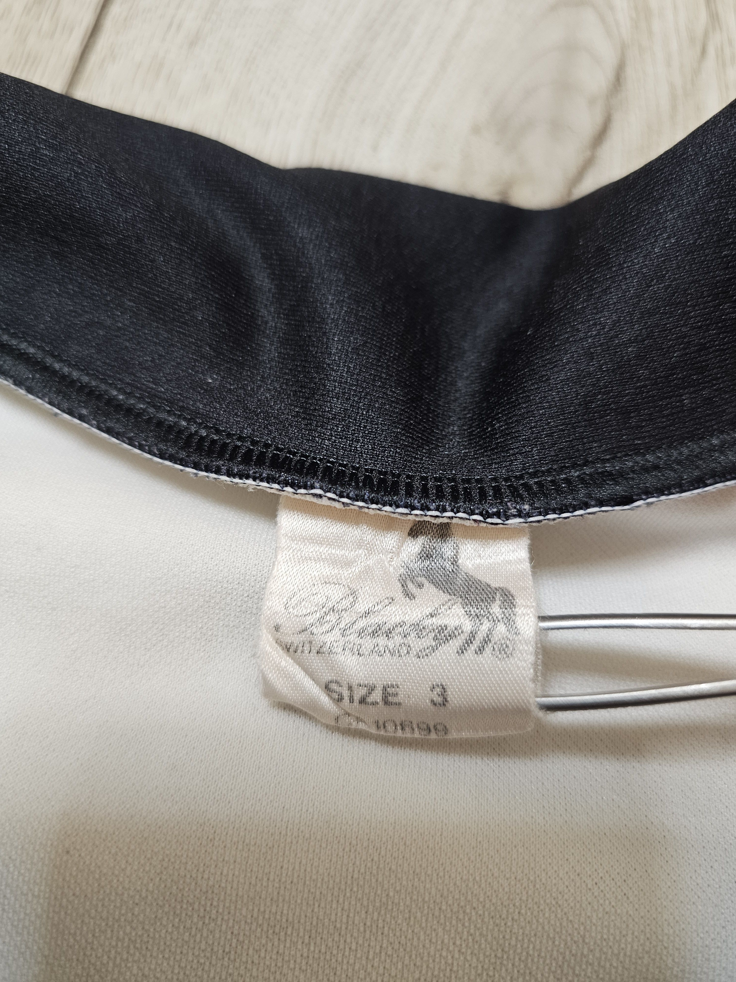 Vintage SWITZERLAND 90s BLACKY VINTAGE JERSEY FOOTBALL SOCCER Size US S / EU 44-46 / 1 - 7 Thumbnail