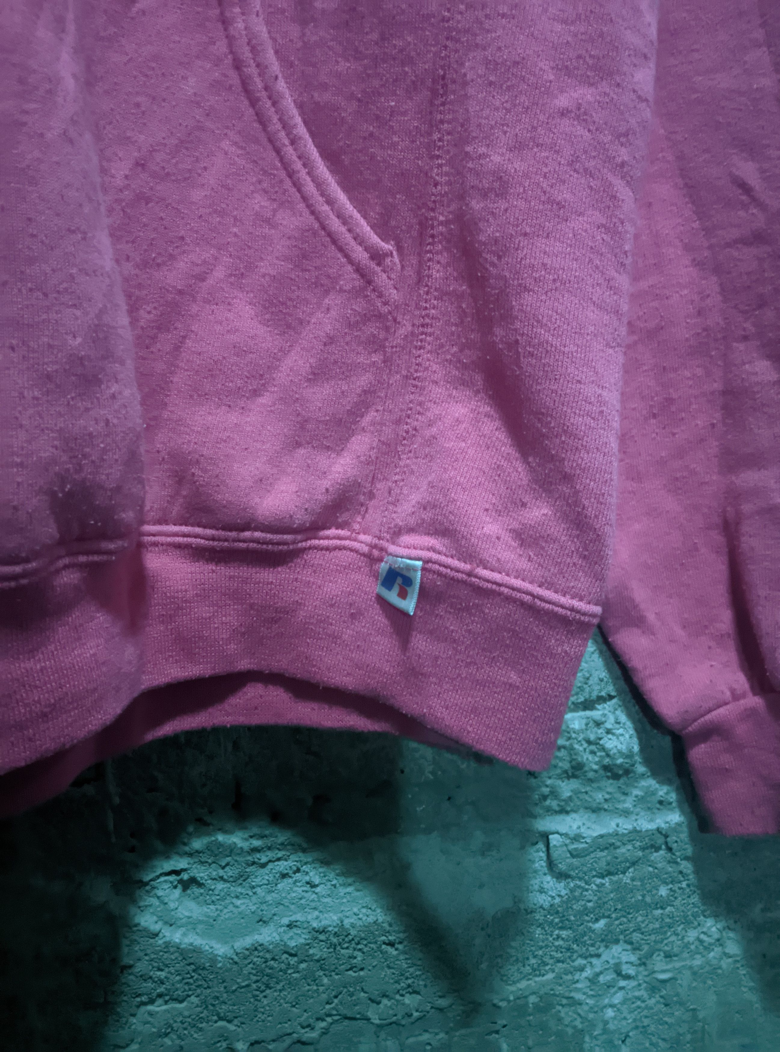 Vintage Vintage 2000s rusell Athletic pink blank hoodie Size US M / EU 48-50 / 2 - 7 Thumbnail