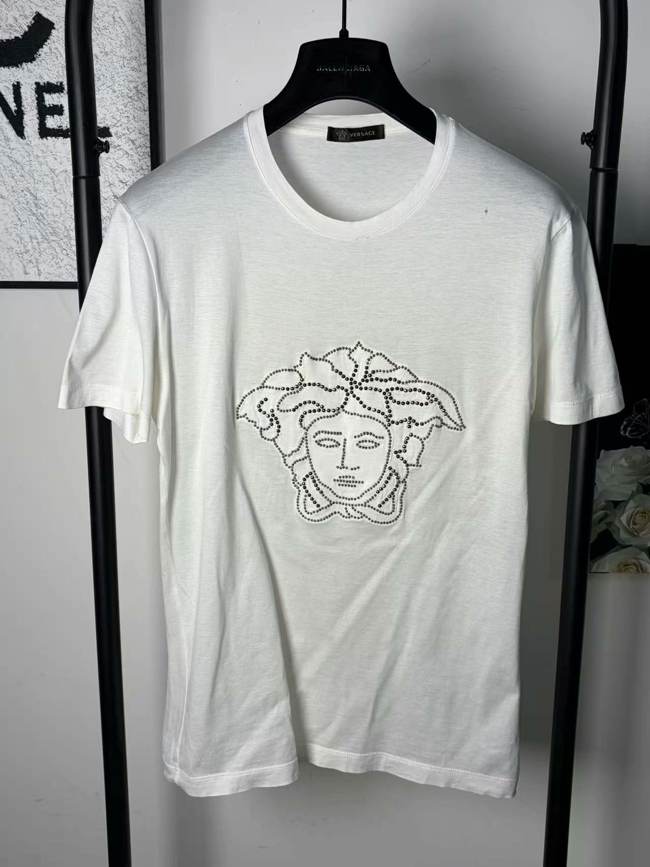 Versace Versace White T-Shirt s Men Size US S / EU 44-46 / 1 - 1 Thumbnail