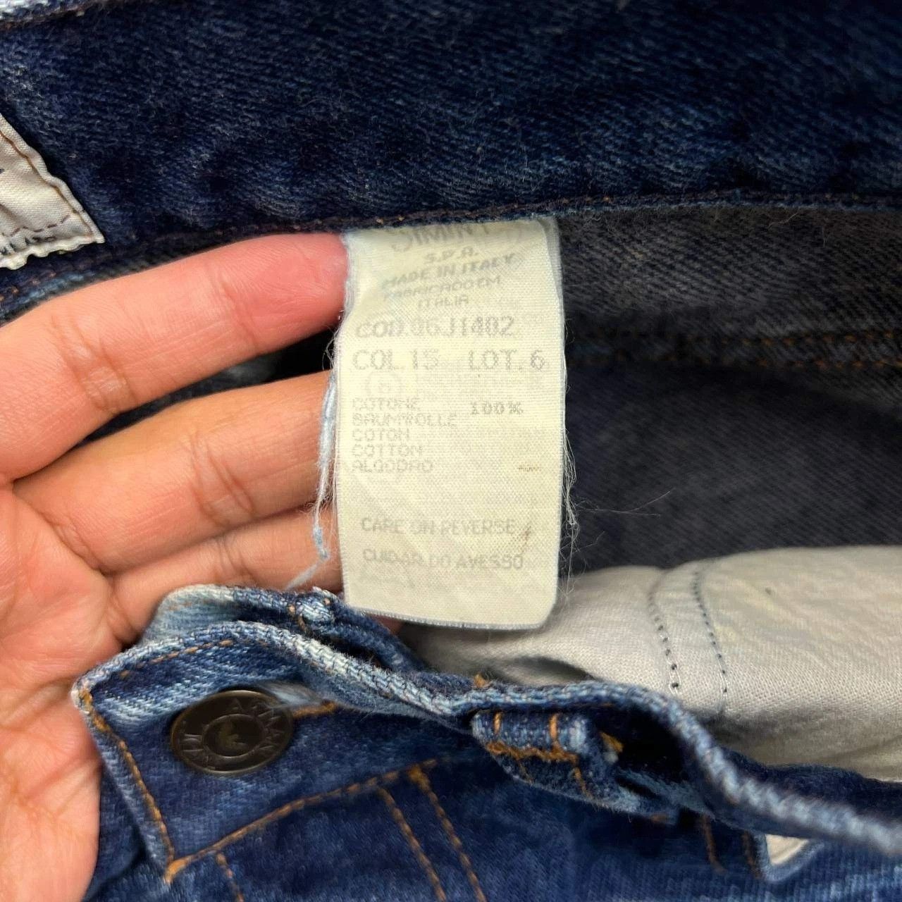 Giorgio Armani Vintage Giorgio Armani Jeans 32x32 Bleach Splatter Denim Size US 32 / EU 48 - 8 Thumbnail