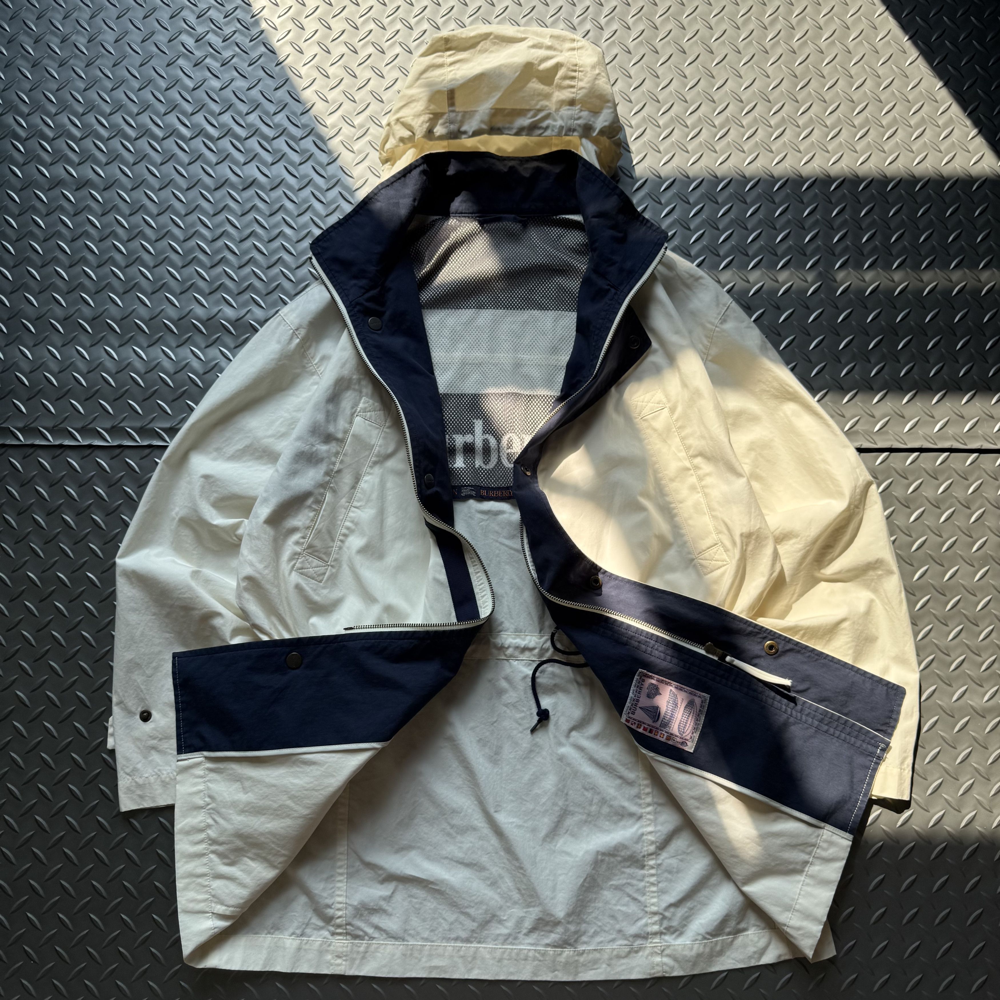 Burberry Vintage Burberrys’ Jacket Size US M / EU 48-50 / 2 - 4 Thumbnail