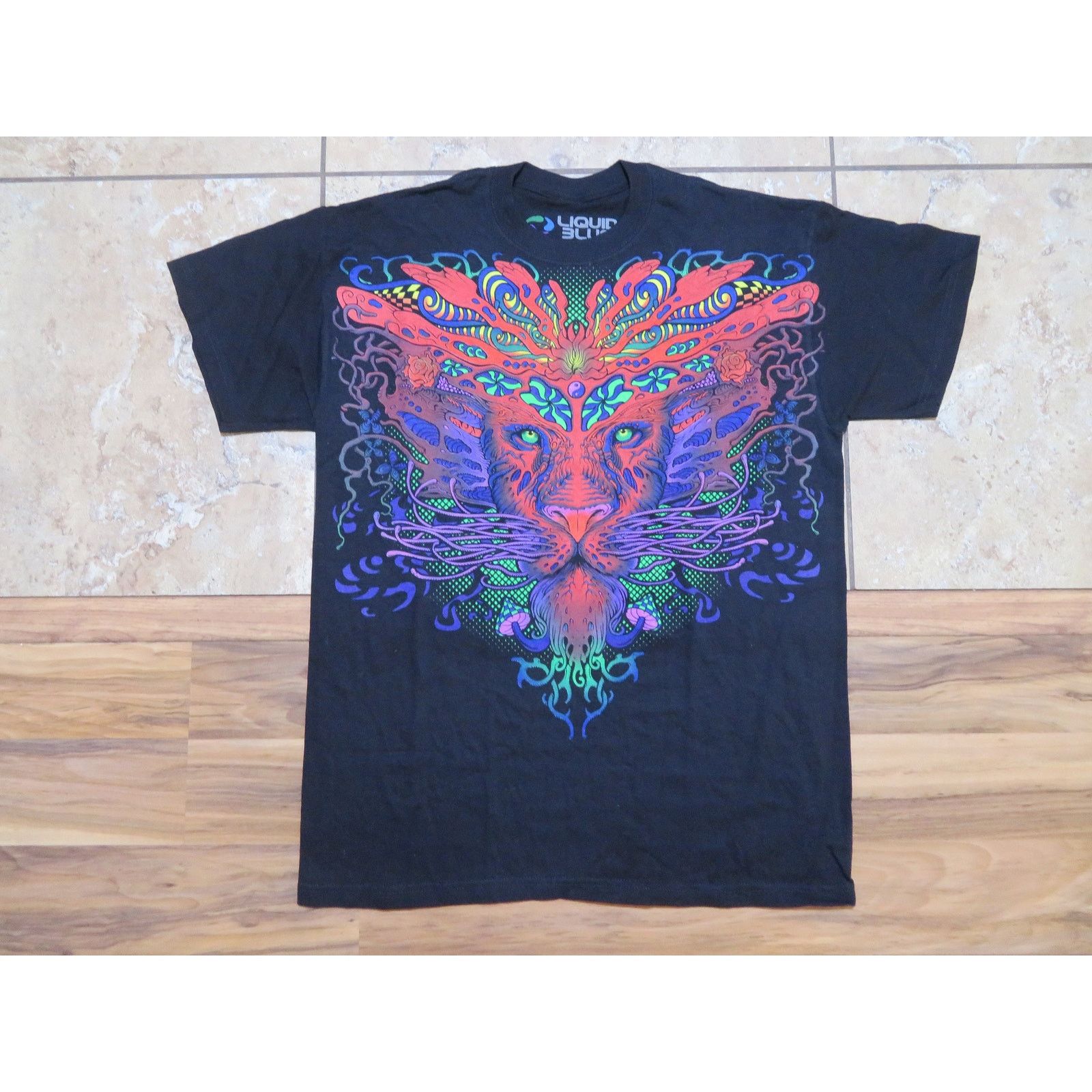 Liquid Blue Liquid Blue Graphic T-Shirt, Colorful Lion Art, Sz M Size US M / EU 48-50 / 2 - 1 Thumbnail