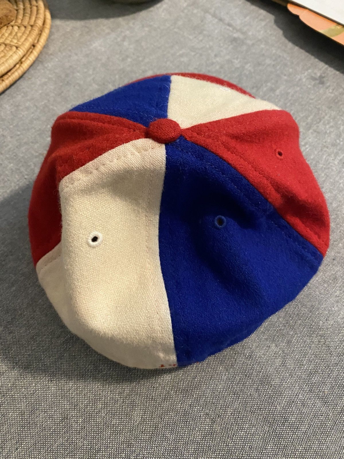 Twins Enterprise Inc. × Vintage VINTAGE 90’s PHILADELPHIA 76rs FITTED CAP Size ONE SIZE - 2 Thumbnail