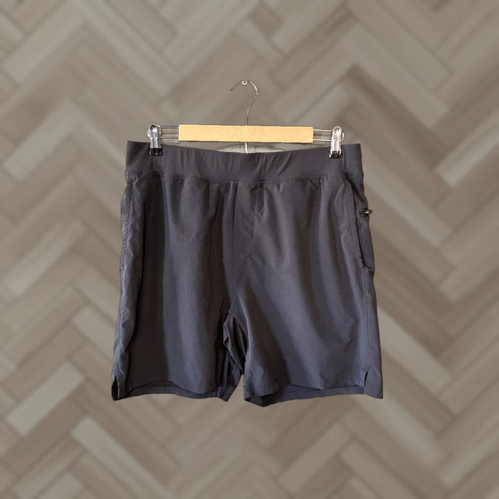 Fabletics Fabletics Men Athletic Shorts Black Lined Drawstring XL Regular (Activewear) Size US 36 / EU 52 - 1 Thumbnail