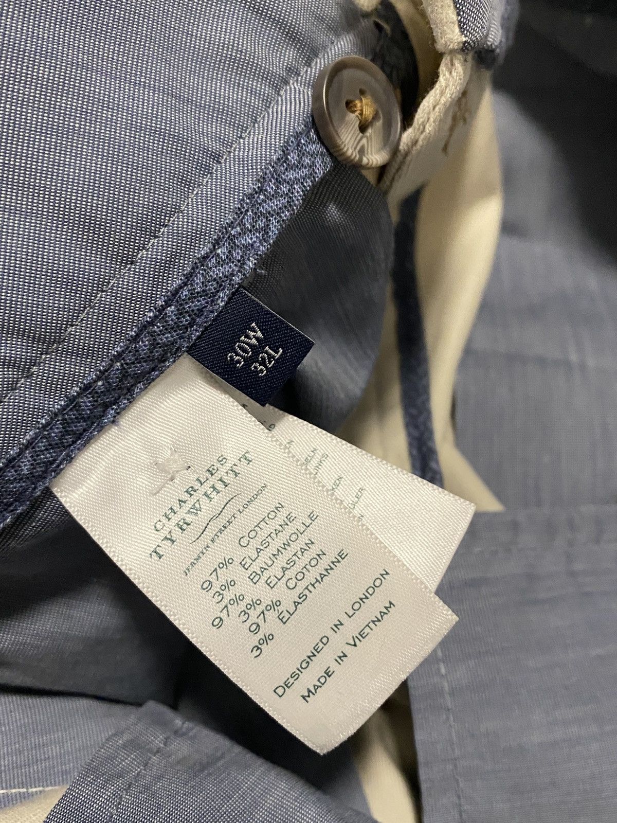 Charles Tyrwhitt Charles Tyrwhitt Beige Slim Fit Chinos Pants Size: 30 Size US 30 / EU 46 - 5 Thumbnail