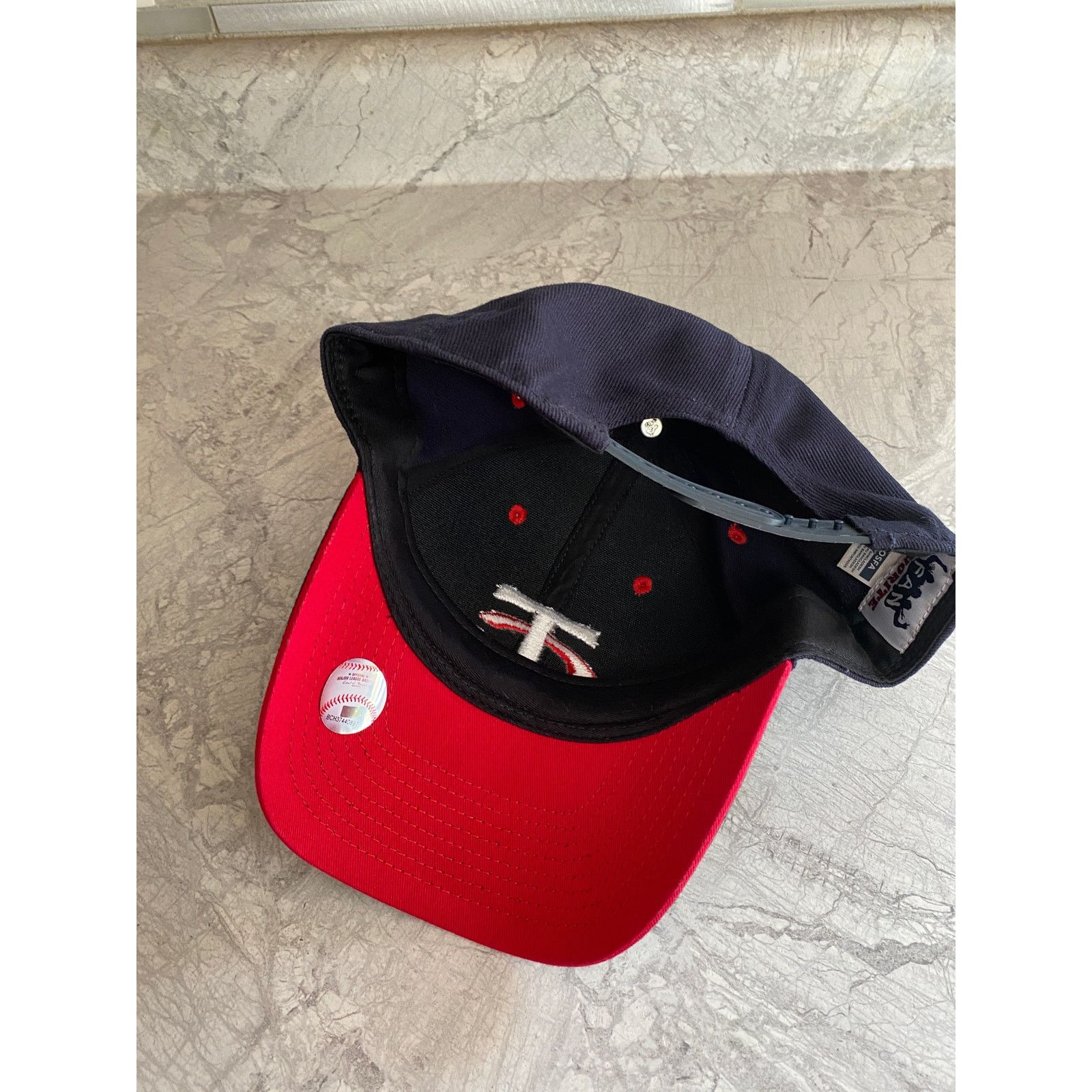 MLB Minnesota Twins Fan Favorite Snapback MLB Baseball Hat Size ONE SIZE - 6 Thumbnail