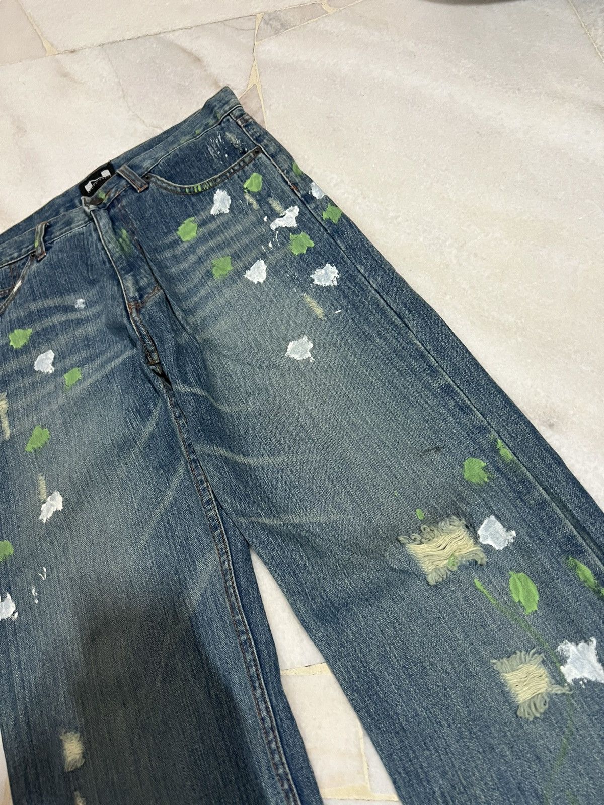 Japanese Brand FLARE 90’s NYLAUS DISTRESS PAINTER JEAN Size US 30 / EU 46 - 7 Thumbnail