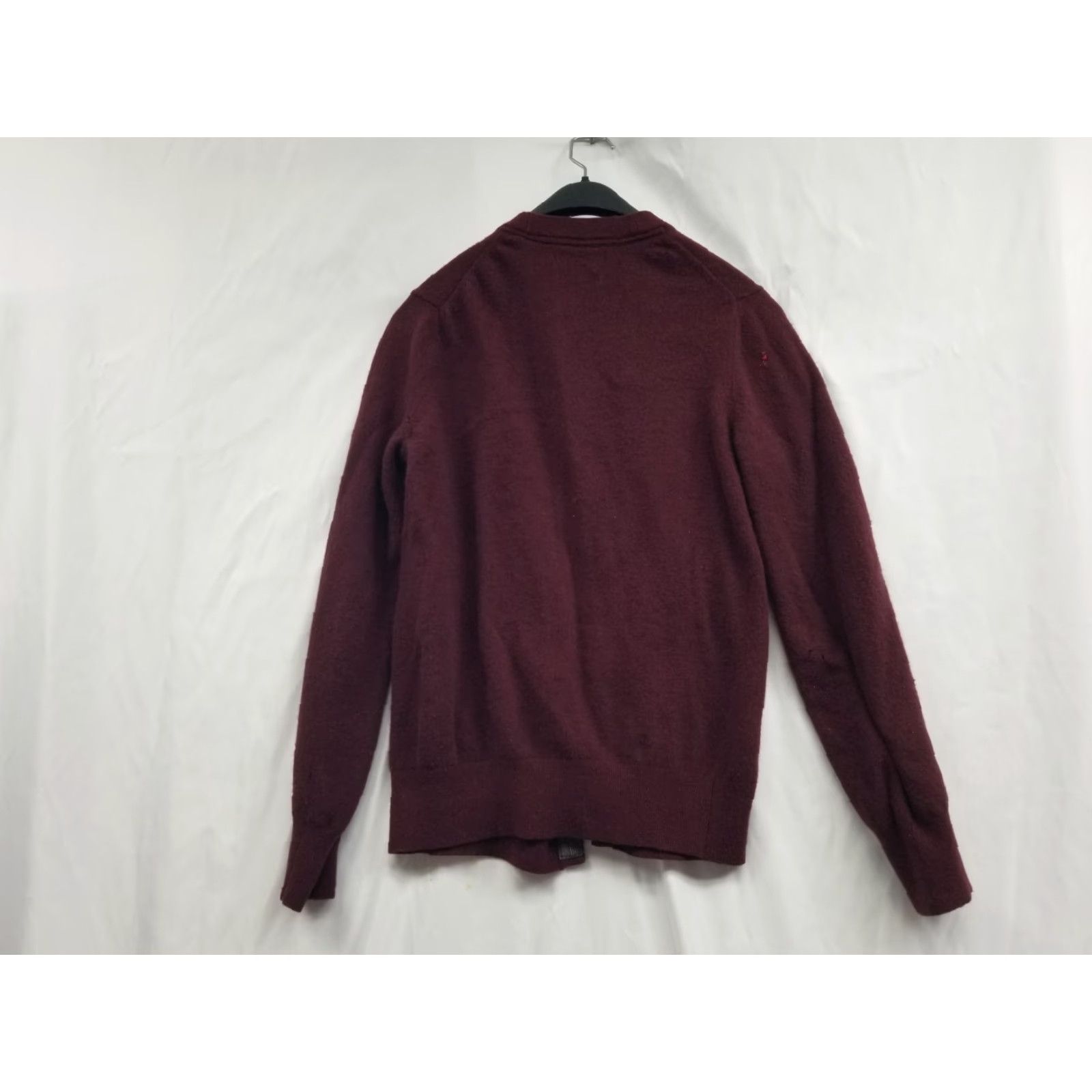 Banana Republic Banana Republic Sweater Women M Burgundy Long Sleeve Button Wool Cardigan 100% Wool Vintage N/A Size M / US 6-8 / IT 42-44 - 2 Thumbnail