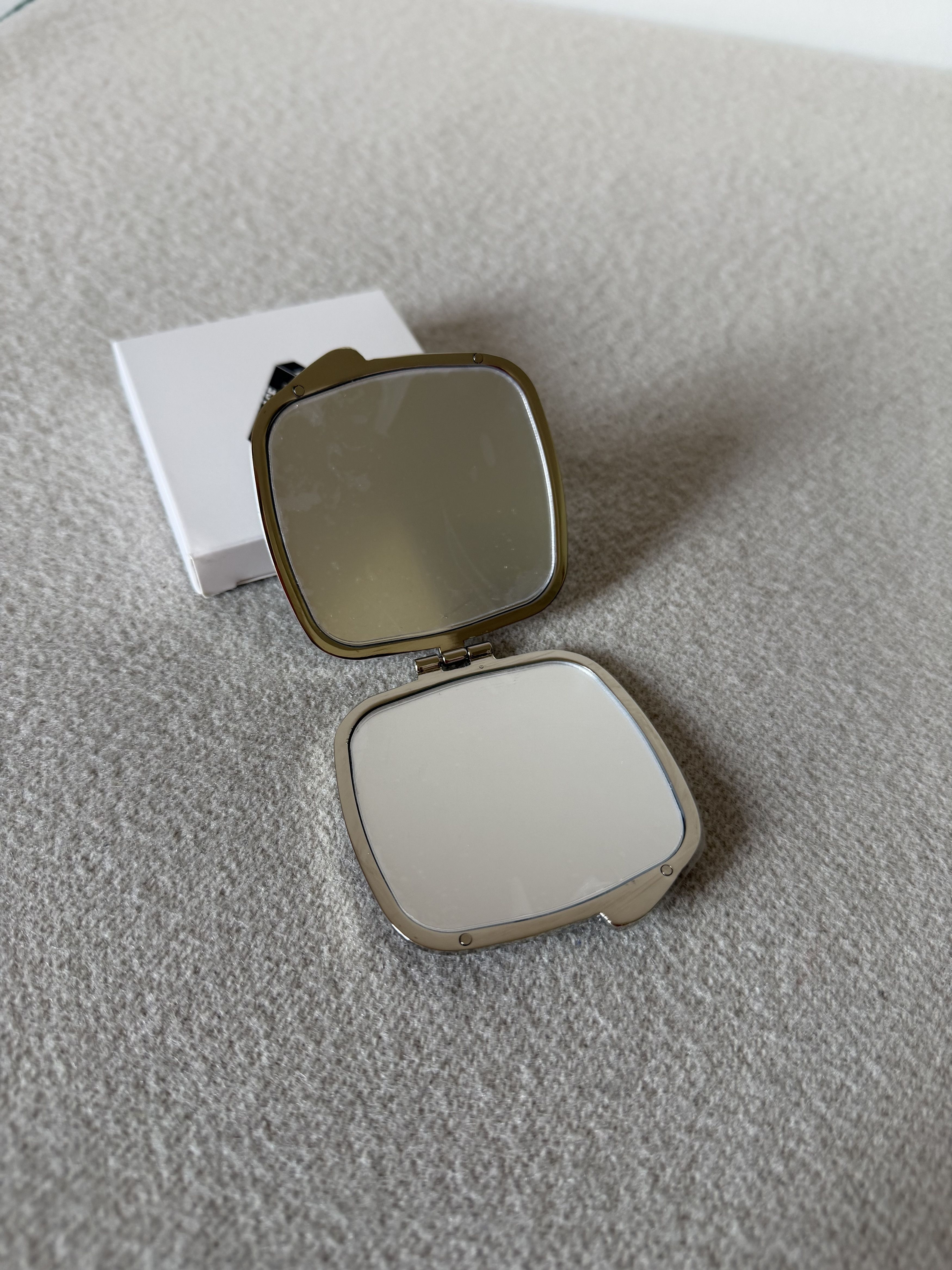 Palace Palace Kitty Compact Mirror in Blue Size ONE SIZE - 3 Thumbnail