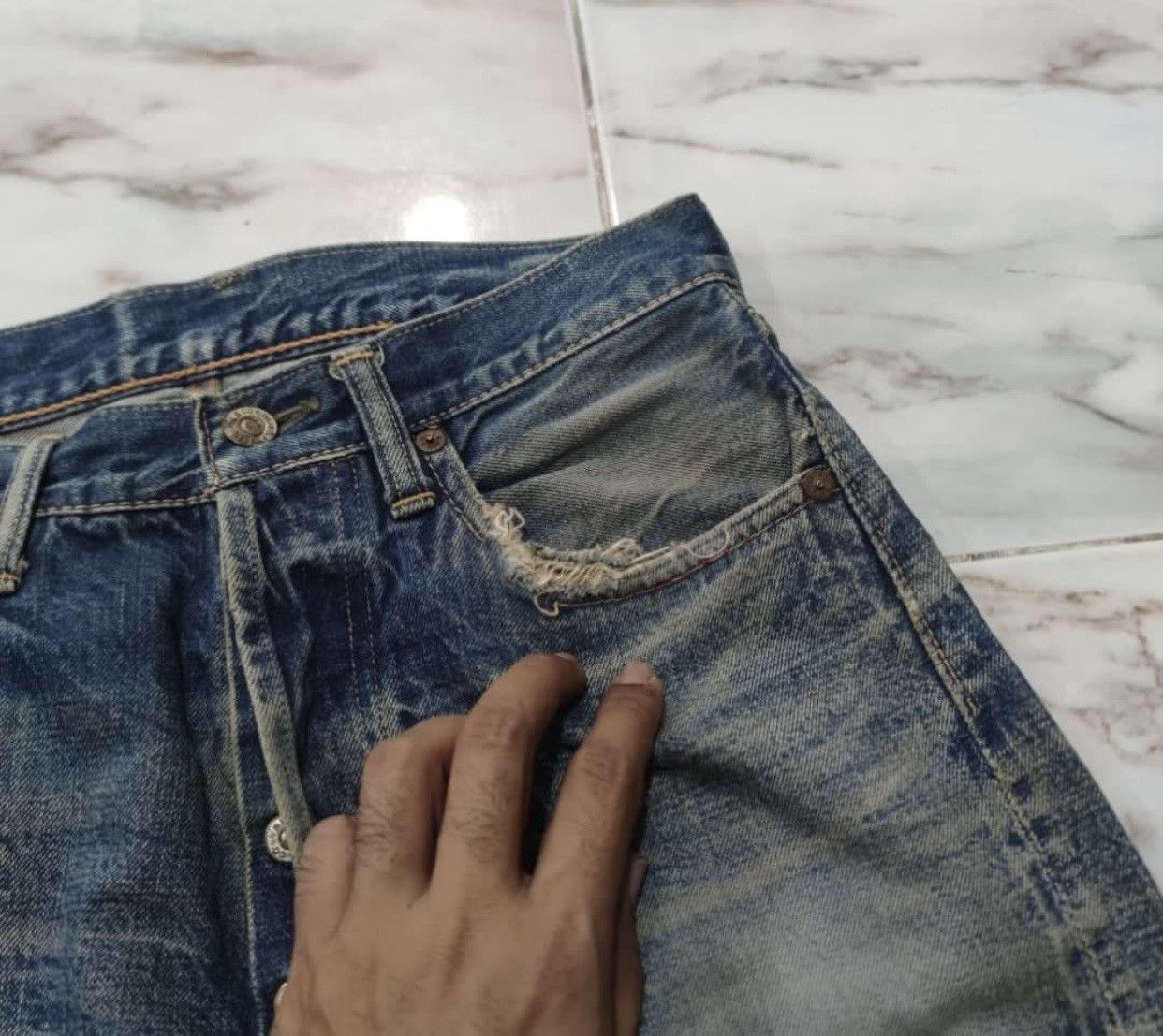 Warehouse × Warehouse & Co. Vintage Warehouse Selvedge Jeans distressed Size US 31 - 4 Thumbnail