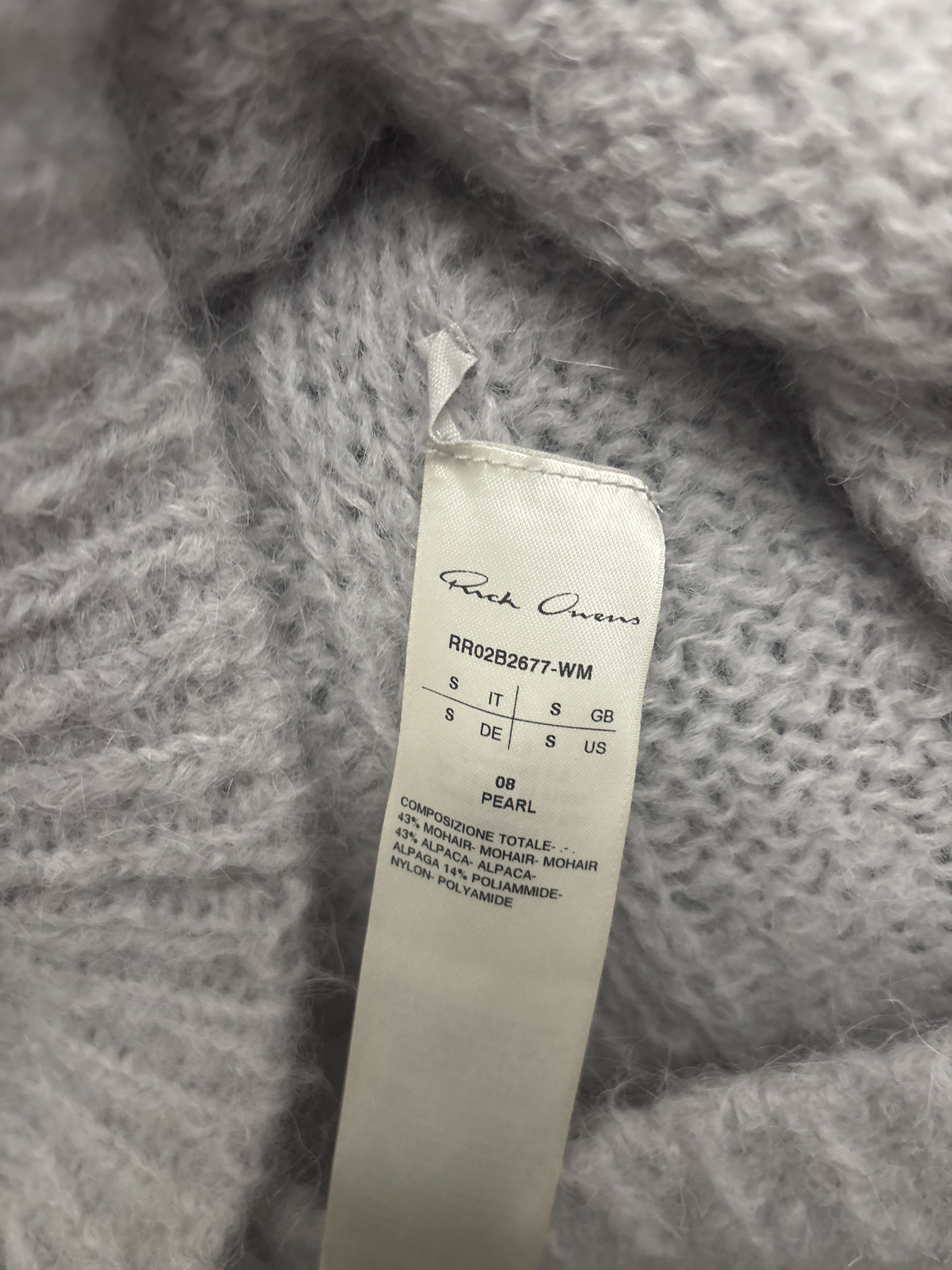 Pearl sweater