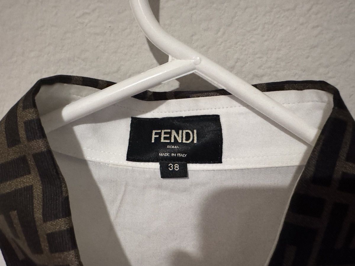 Fendi Fendi button up Size US M / EU 48-50 / 2 - 5 Thumbnail