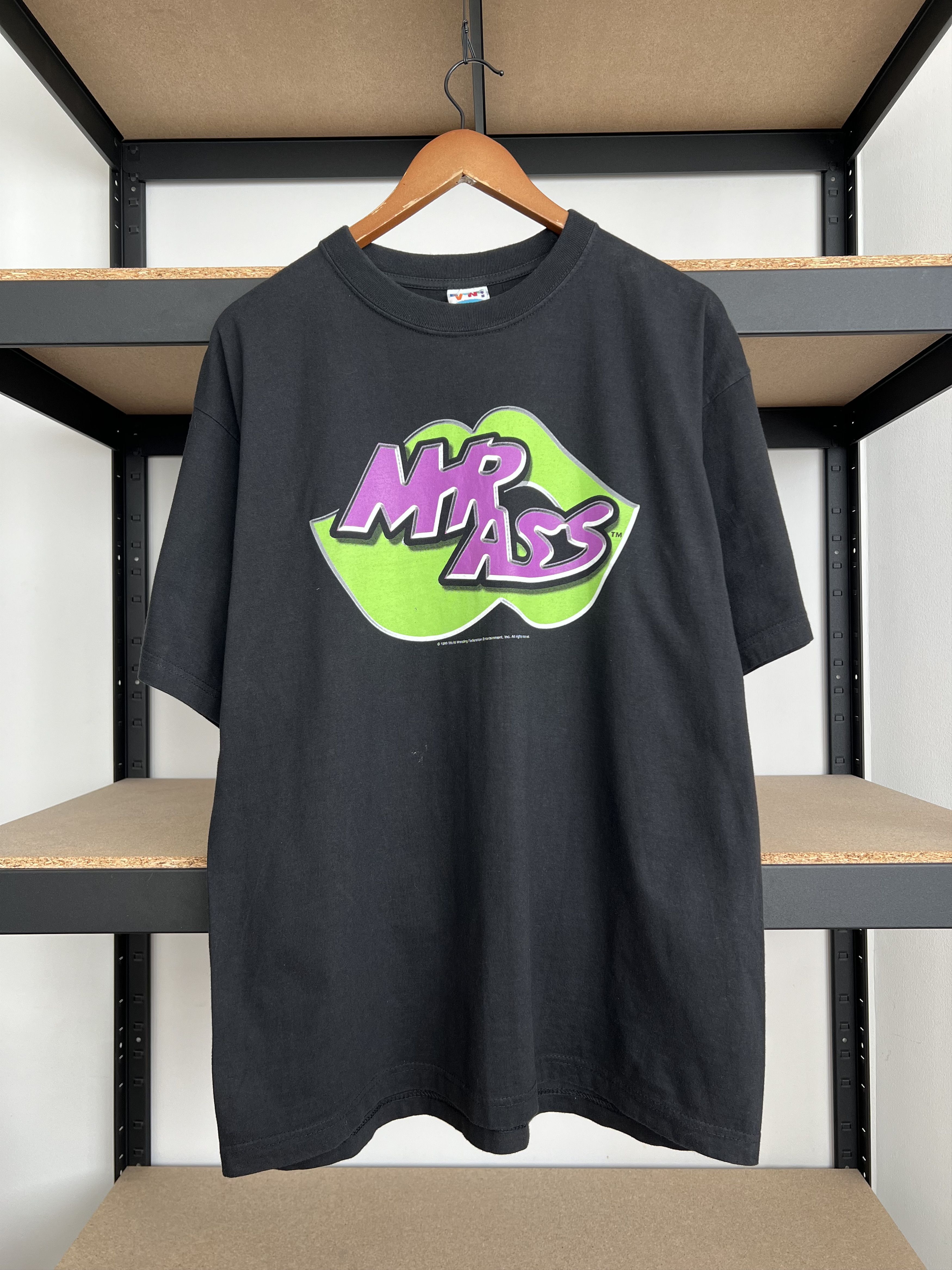 WWE Vintage 1999 Mr Ass Billy Gunn Backwards WWE WWF T-shirt Size US XL / EU 56 / 4 - 1 Thumbnail