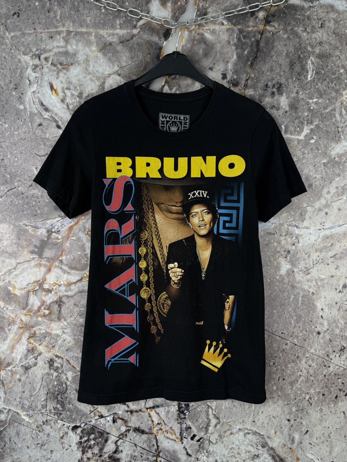 Vintage Men’s Bruno Mars The 24K Magic World Tour T-Shirt Size M Size US M / EU 48-50 / 2 - 2 Thumbnail