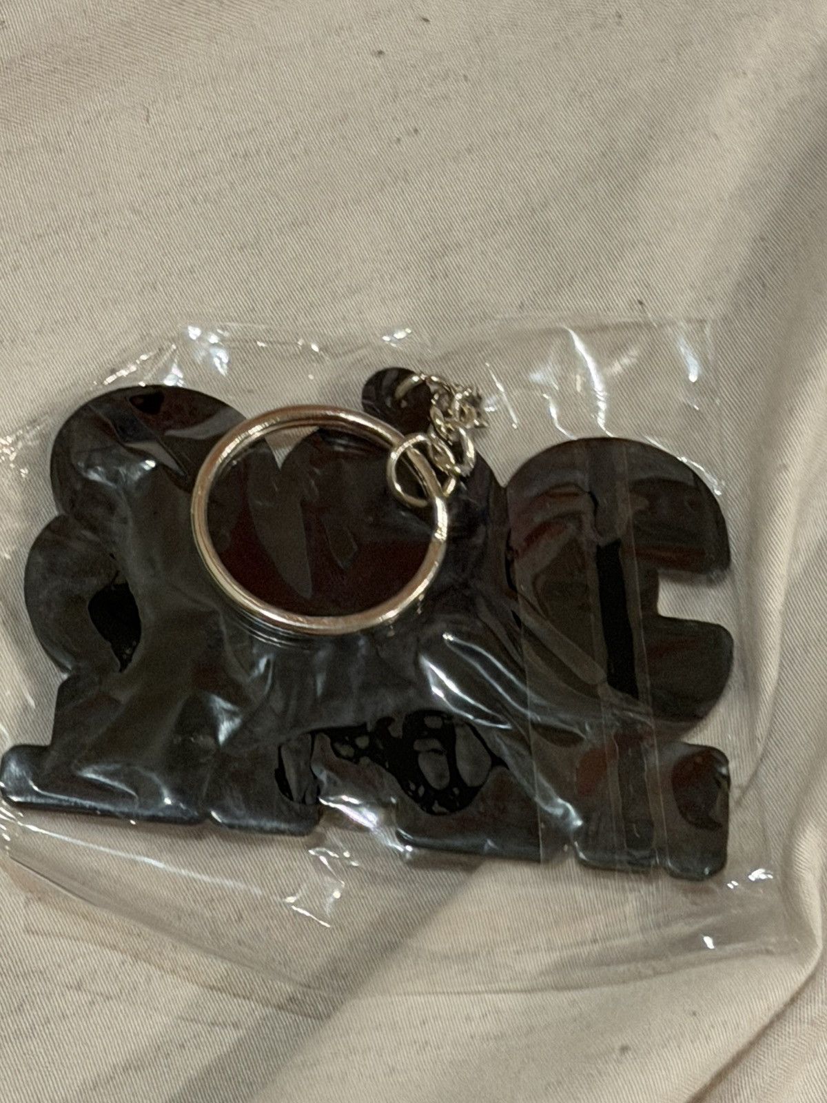 Half Evil Half evil rubber keychain brand new Size ONE SIZE - 2 Thumbnail