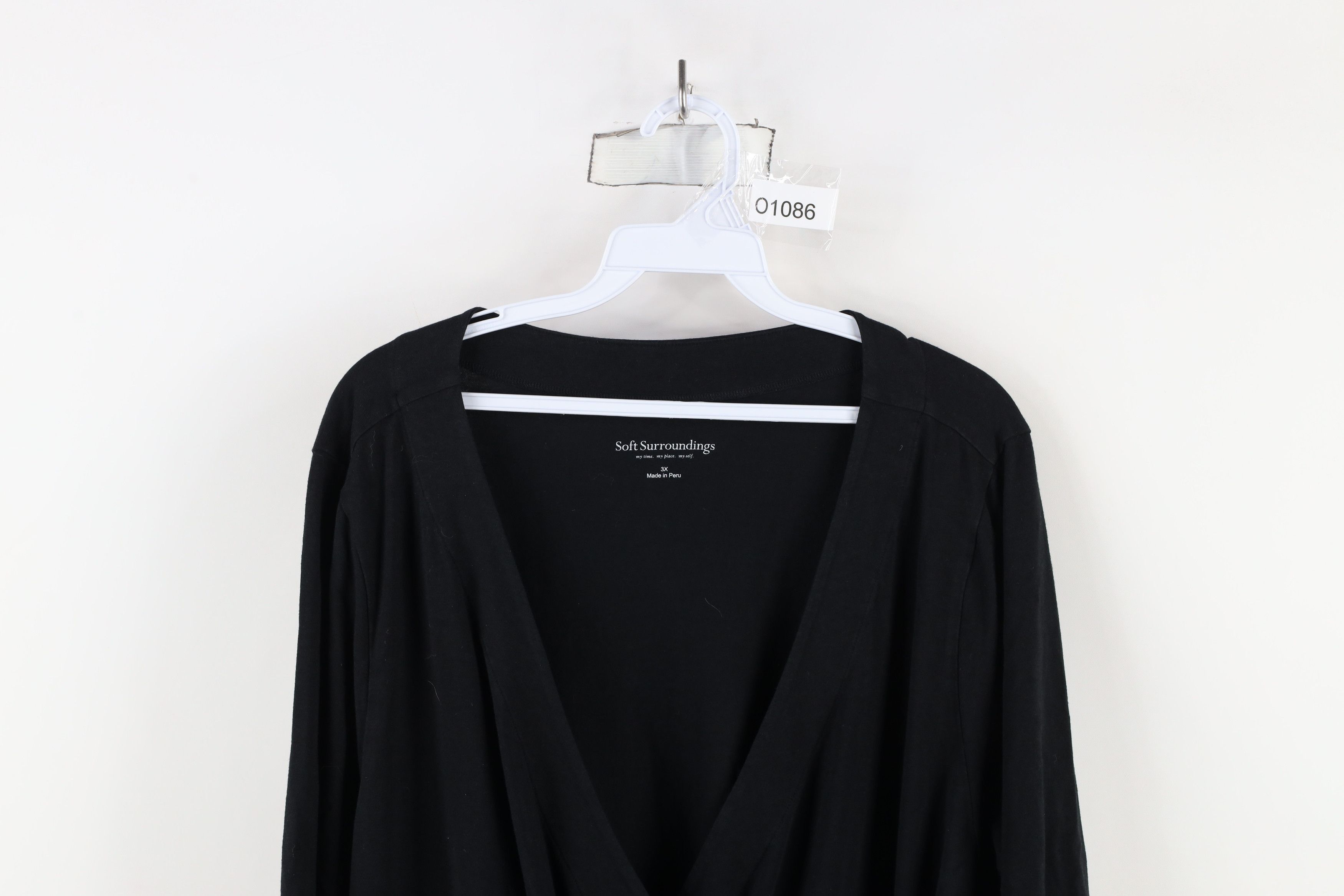 Vintage Soft Surroundings Blank Stretch Cross Wrap Blouse Top Black Size 3XL / US 20-22 - 2 Thumbnail
