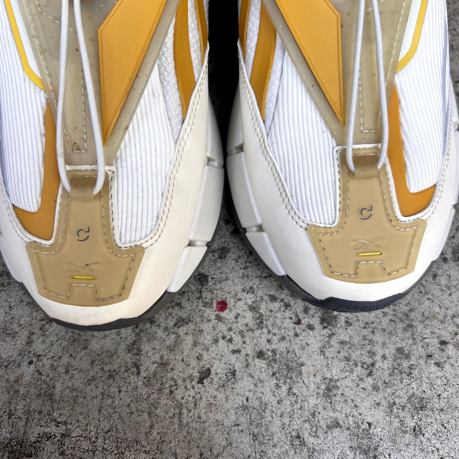 Cottweiler Reebok x Cottweiler X Zig 3D Storm Hydro "Alabaster" Size US 9 / EU 42 - 10 Thumbnail