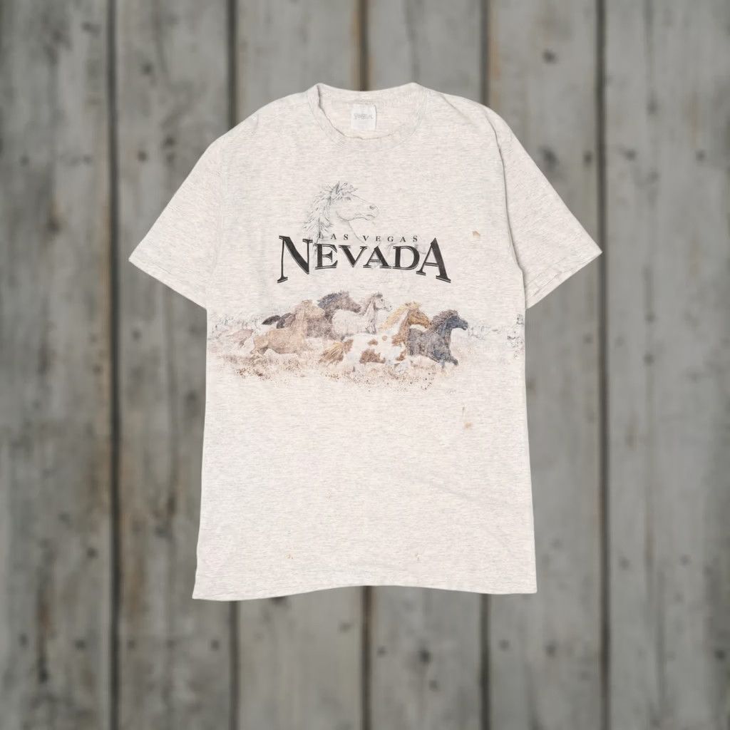 Vintage VINTAGE Las Vegas Horses Running Wrap Around T-Shirt (1990s) Unisex Adults Large Grey Short Sleeve Cotton SanSegal Sportswear Mens Womens Boys Girls Size US L / EU 52-54 / 3 - 1 Thumbnail