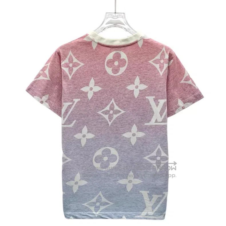 Louis Vuitton Louis Vuitton Gradient logo print cotton crew neck short s Size US XS / EU 42 / 0 - 2 Thumbnail