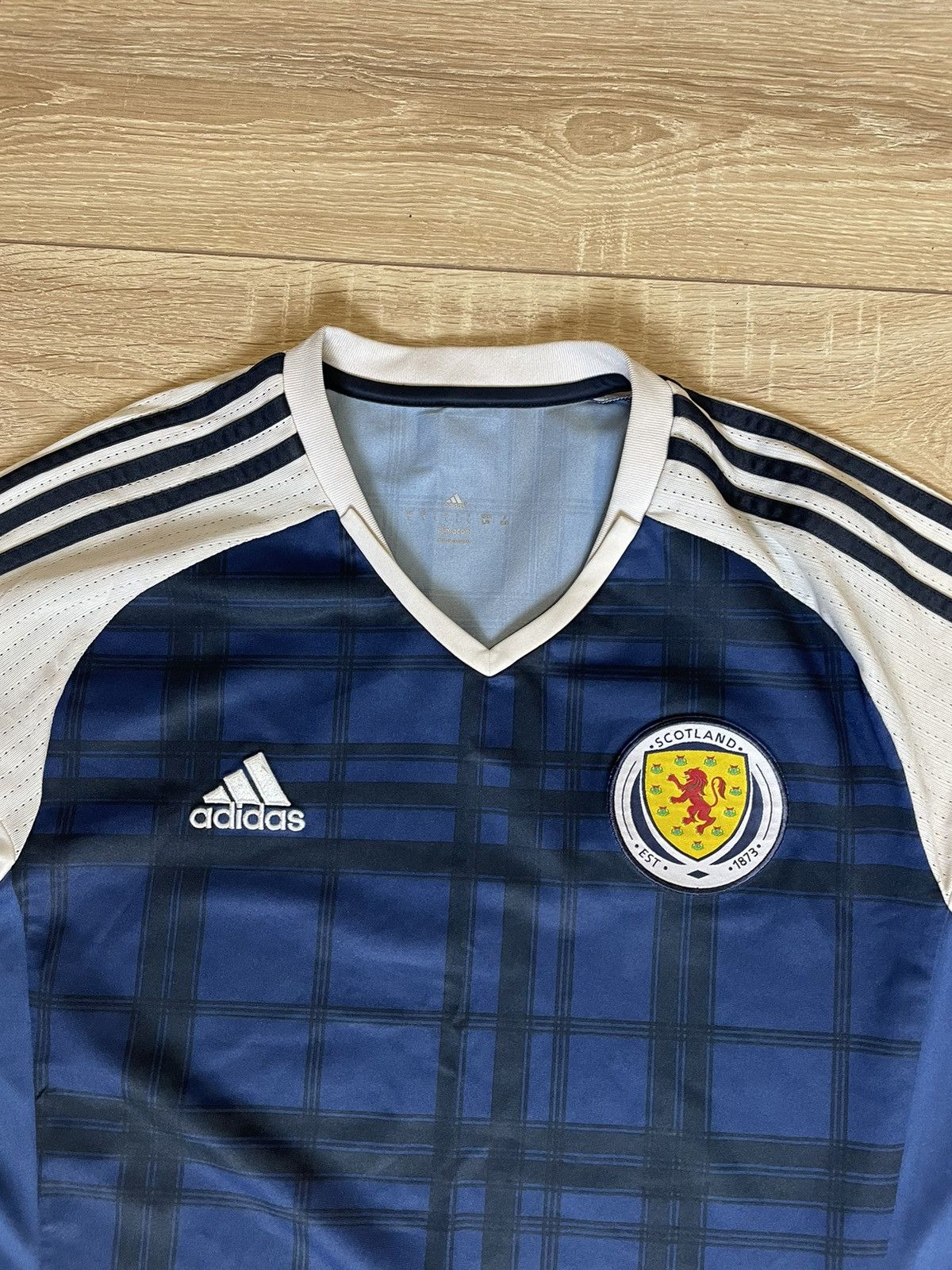 Adidas SCOTLAND 2016 HOME FOOTBALL SHIRT SOCCER JERSEY ADIDAS Size US L / EU 52-54 / 3 - 2 Thumbnail