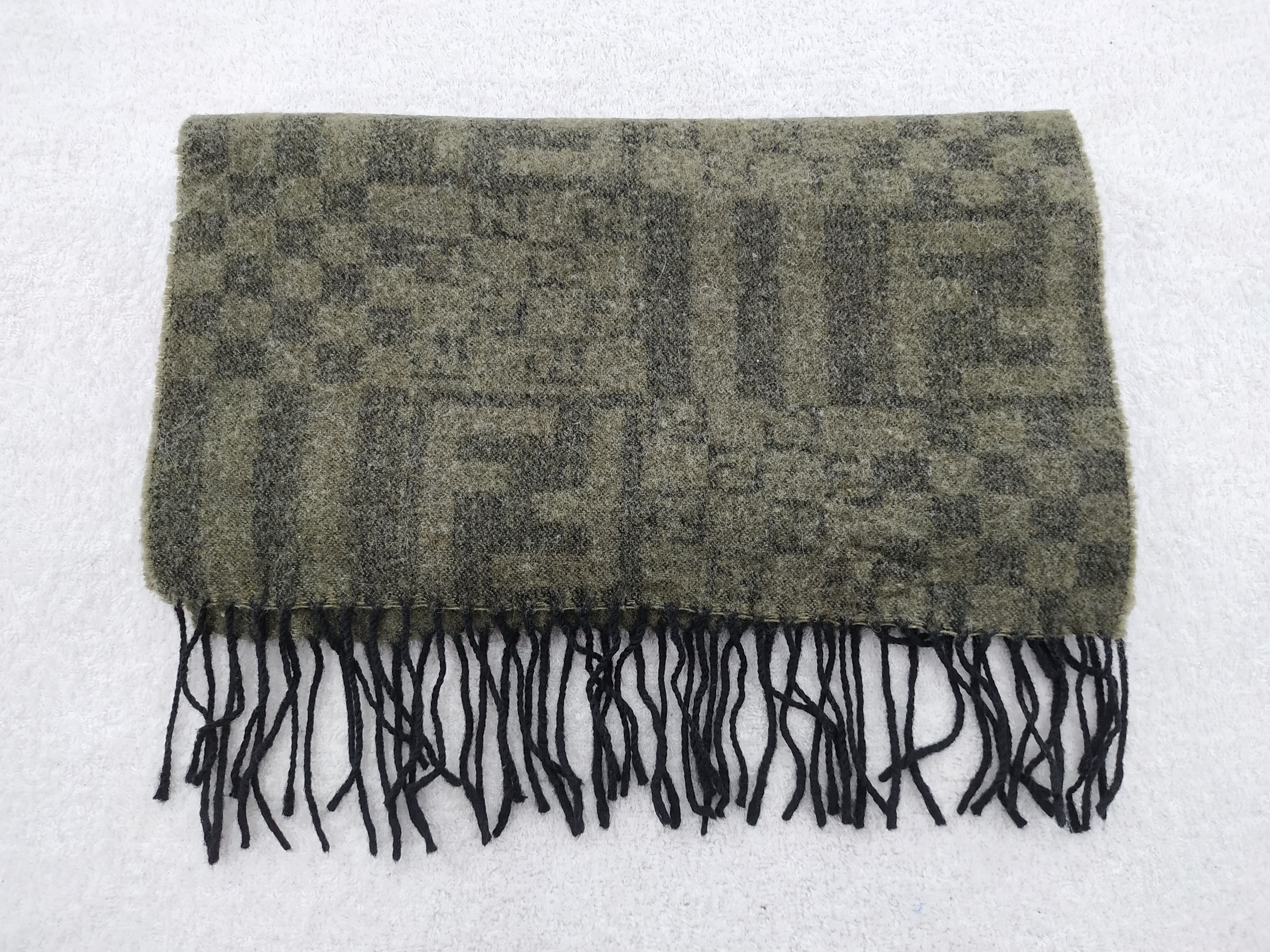 Fendi Vintage Fendi Scarf/Muffler/Neckwear MF225 Size ONE SIZE - 3 Thumbnail