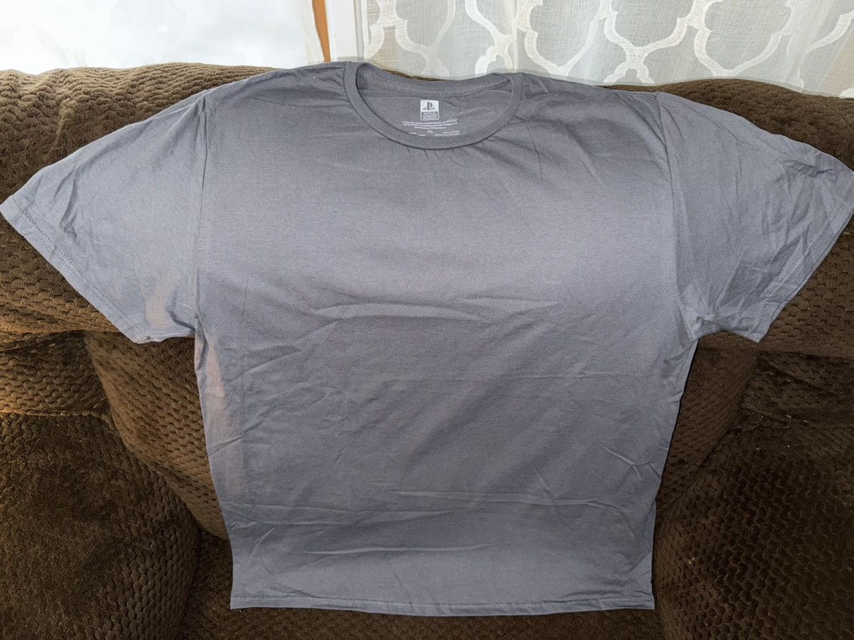 Playstation NEW Sony “Playstation” Blank s/s t-shirt tee Gray, men’s XL Size US XL / EU 56 / 4 - 1 Thumbnail