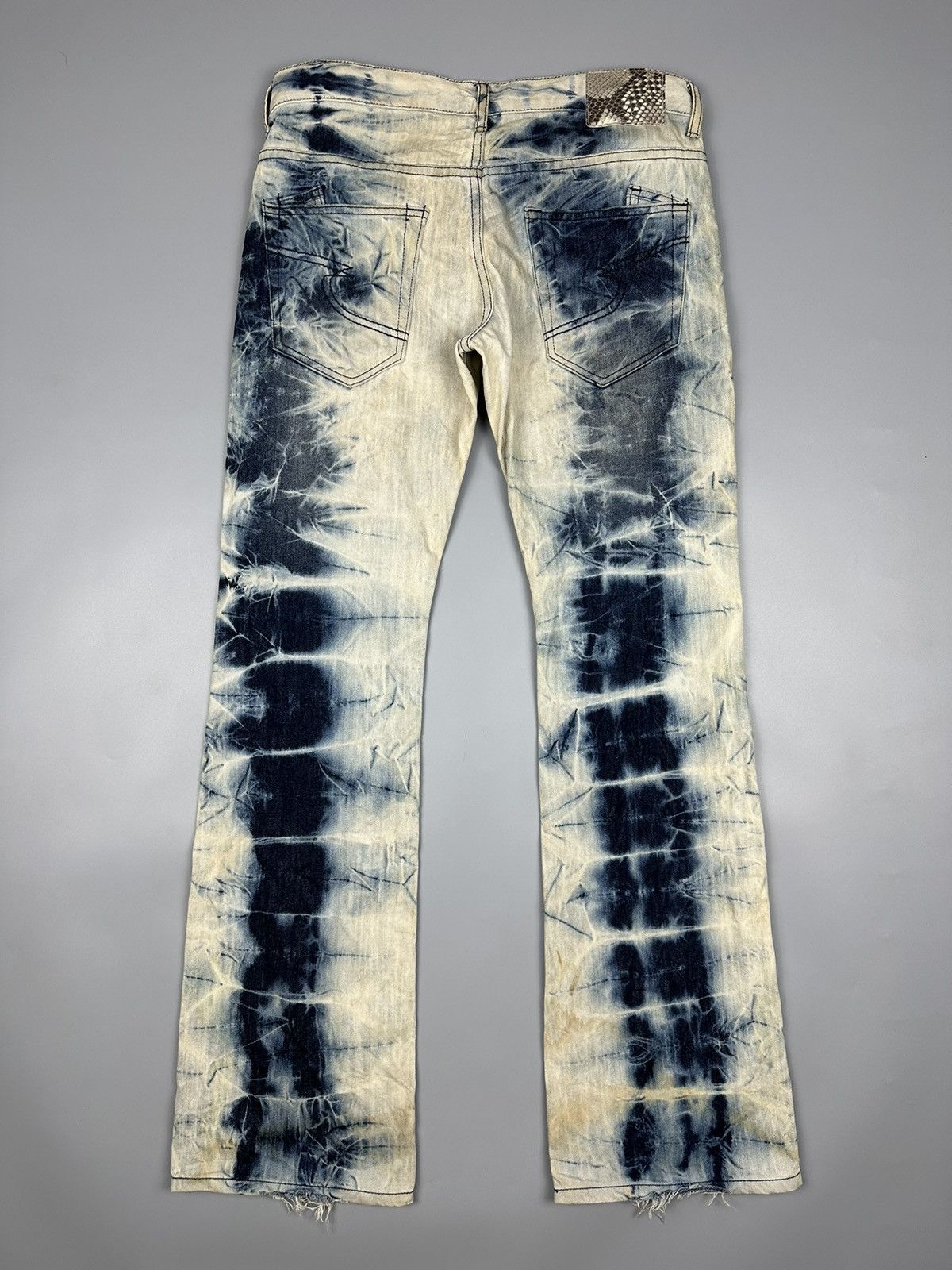 semanticdesign 🔥Rare Sick🔥Semantic Design Whiskered Bleached Flare Denim Size US 34 / EU 50 - 2 Thumbnail