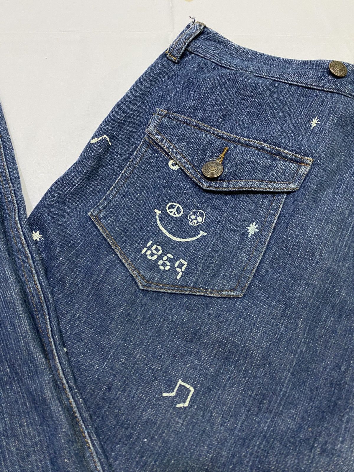 Japanese Brand Japanese Brand X Up Smile painted jeans Size US 34 / EU 50 - 22 Thumbnail