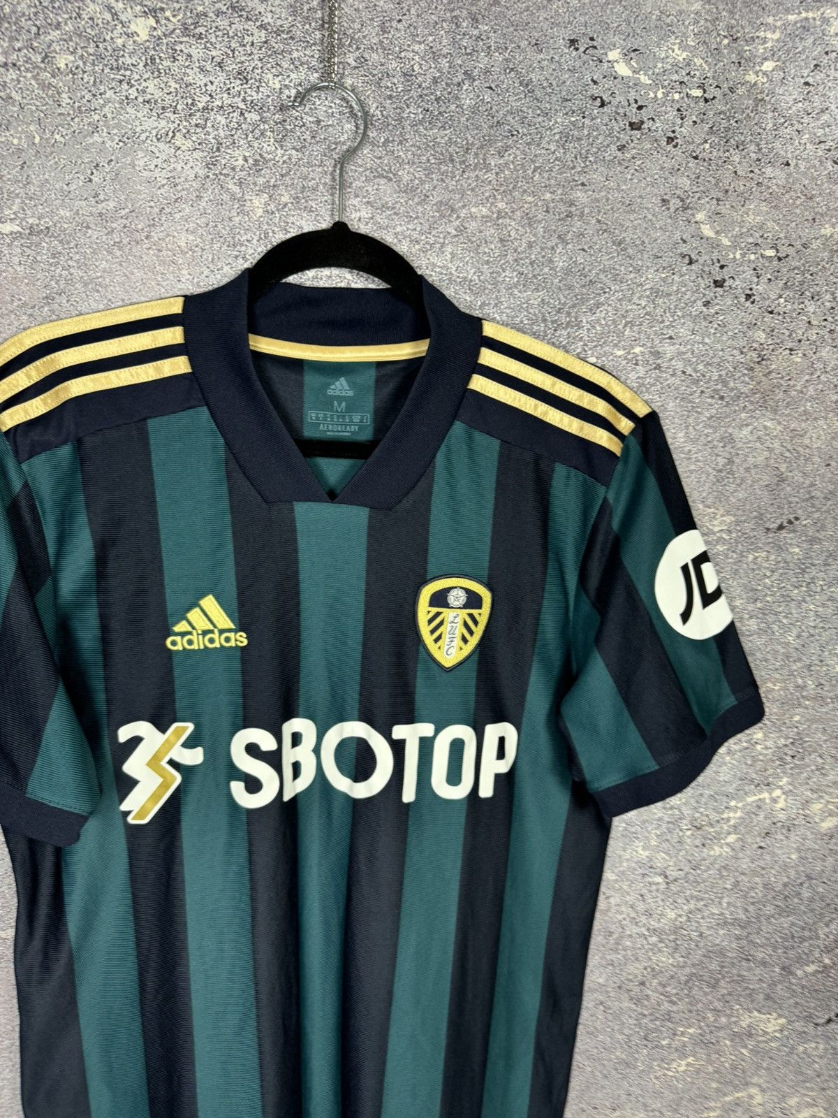 Adidas × Vintage Vintage Leeds United 2020/21 Away Adidas Soccer Jersey Size US M / EU 48-50 / 2 - 2 Thumbnail